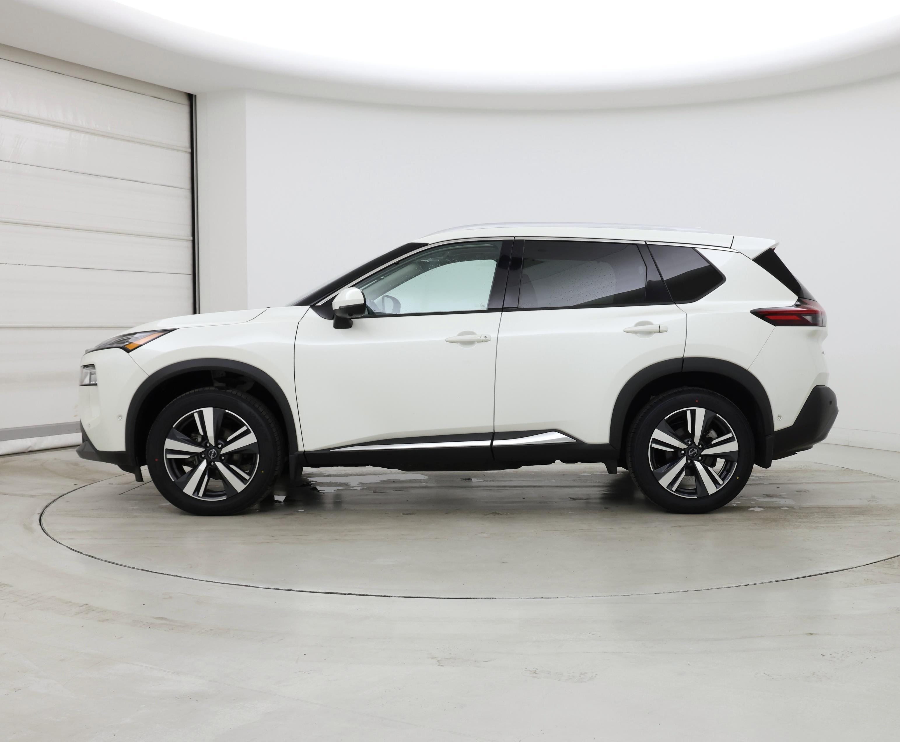 Thumbnail: 2023 Nissan Rogue - 3
