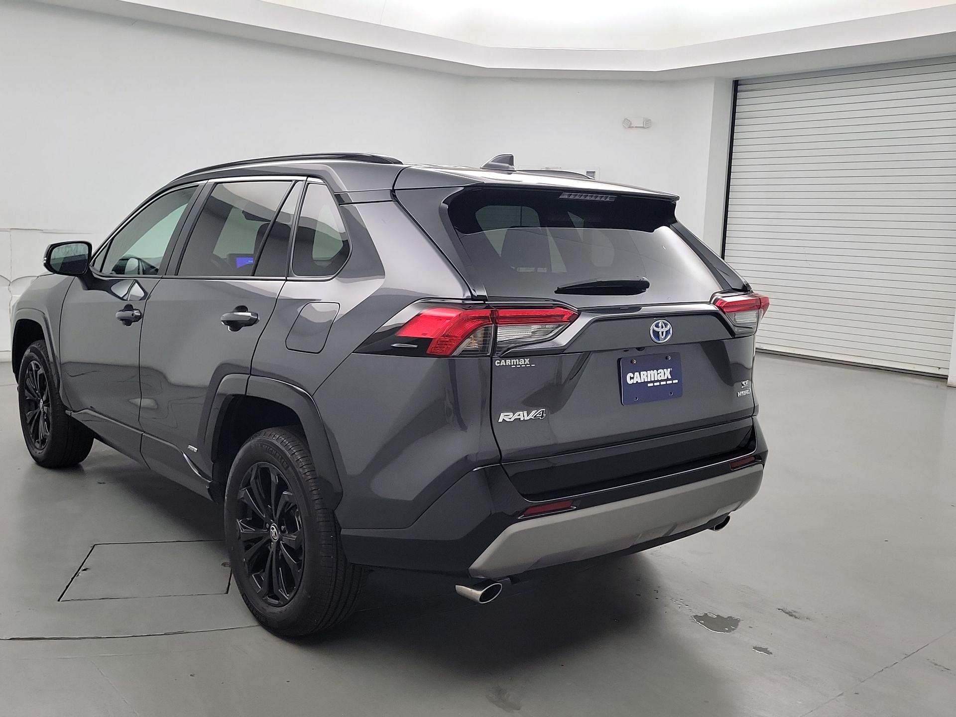 Thumbnail: 2023 Toyota RAV4 - 7