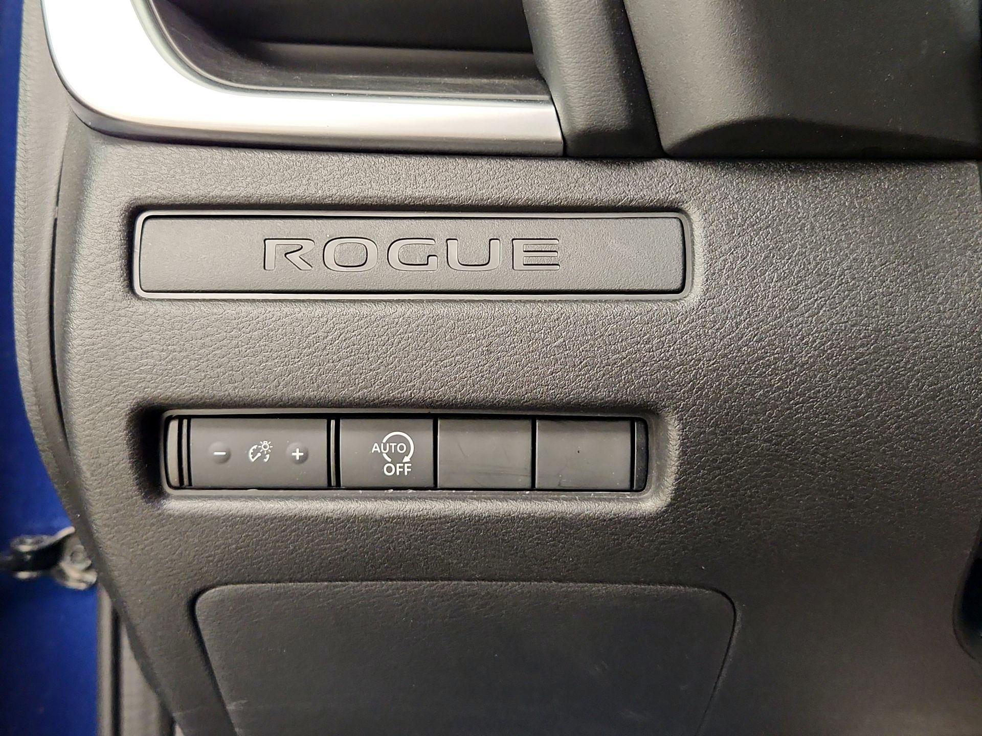 Thumbnail: 2023 Nissan Rogue - 13