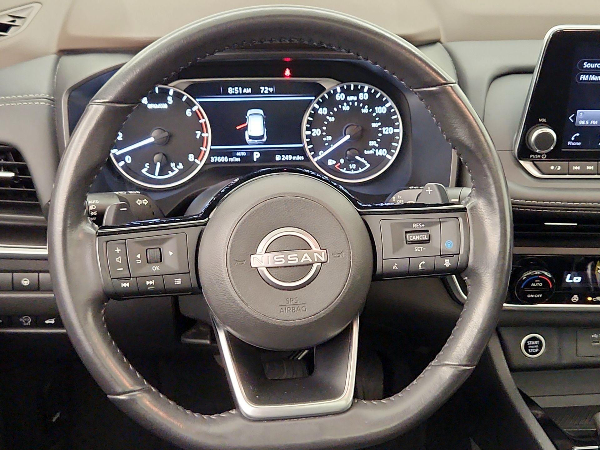 Thumbnail: 2023 Nissan Rogue - 10