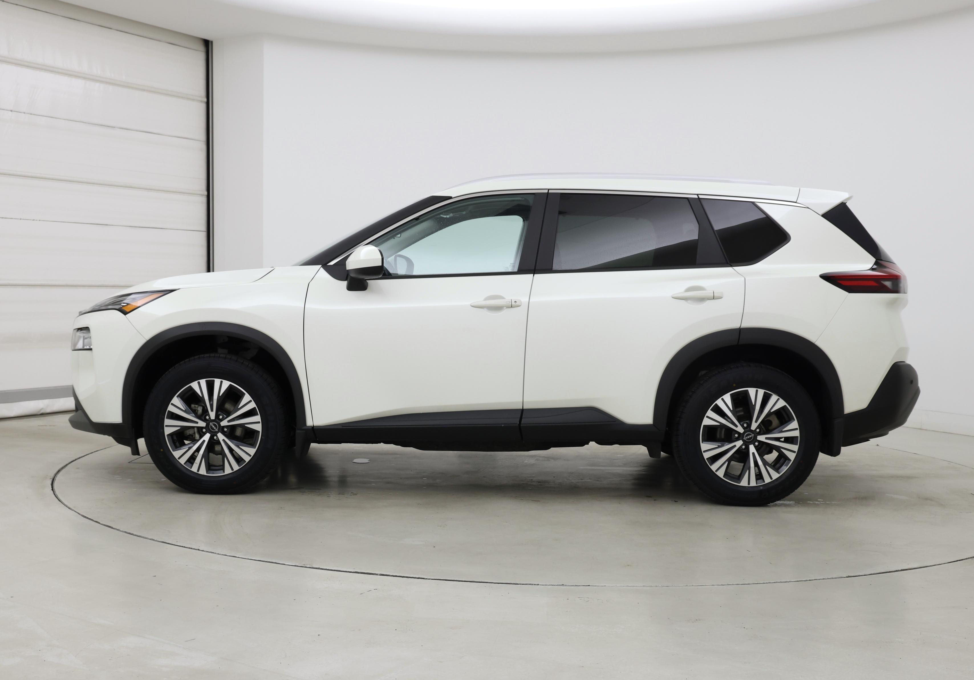 Thumbnail: 2023 Nissan Rogue - 3