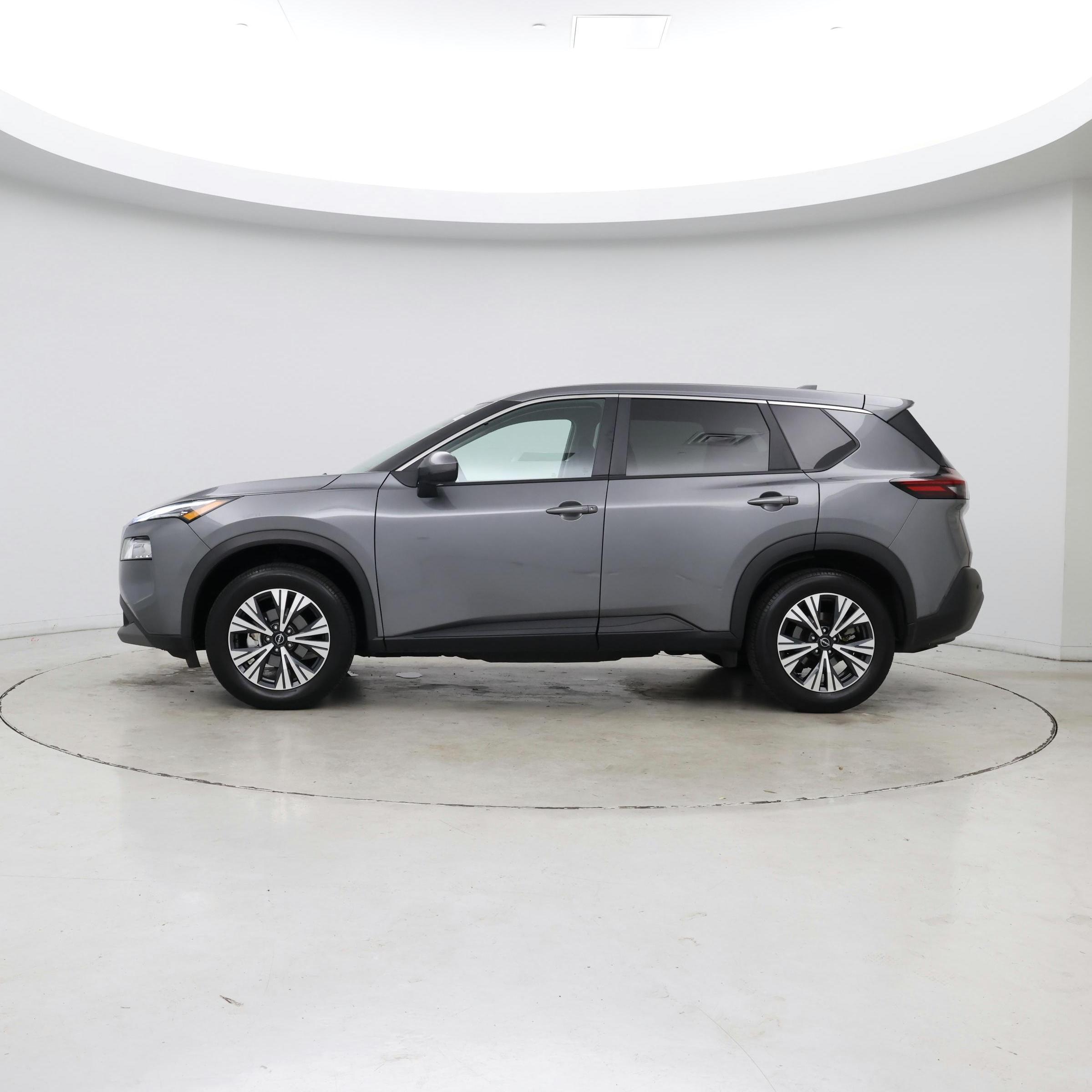 Thumbnail: 2022 Nissan Rogue - 3