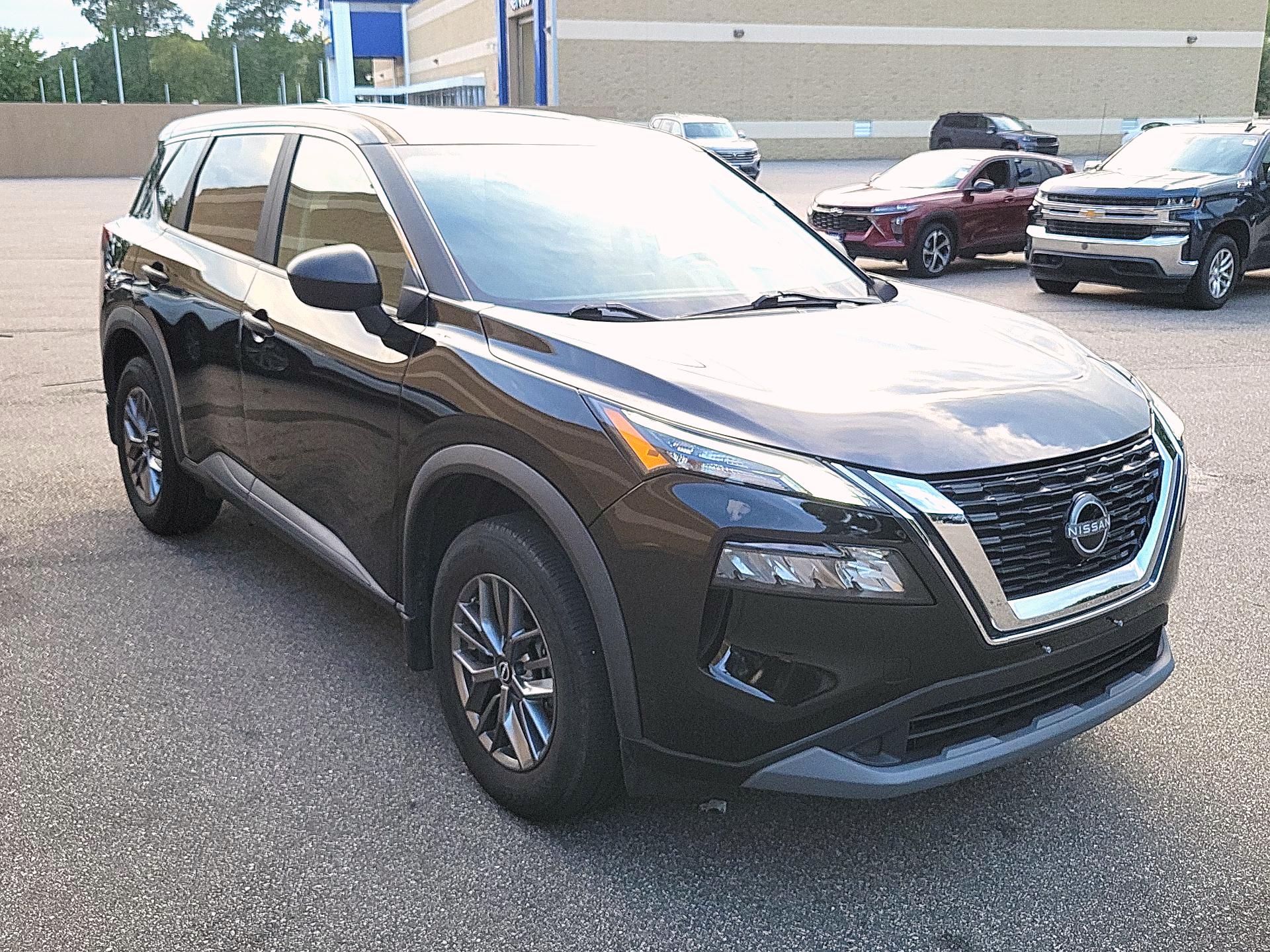 Thumbnail: 2023 Nissan Rogue - 1