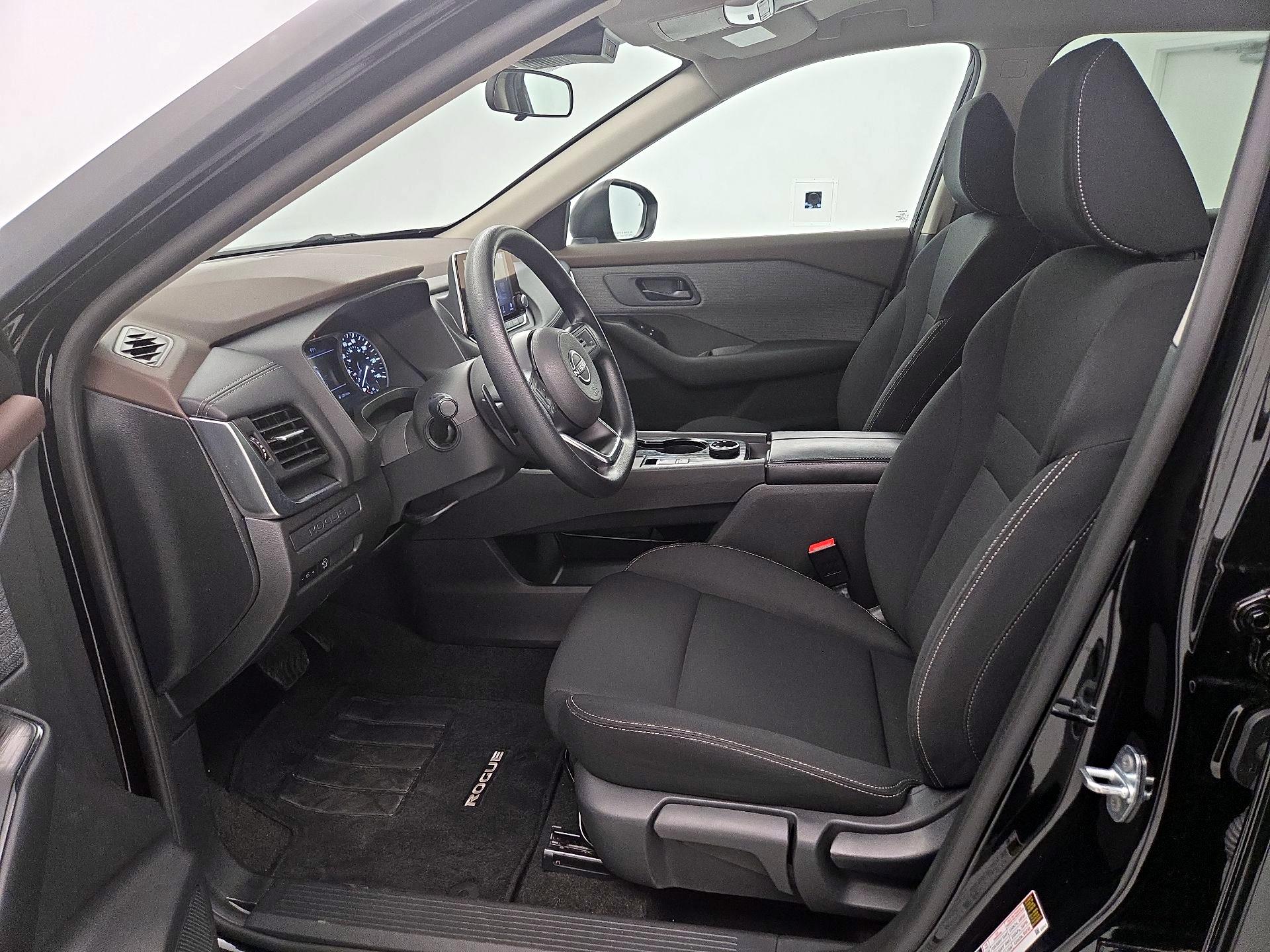 Thumbnail: 2023 Nissan Rogue - 11