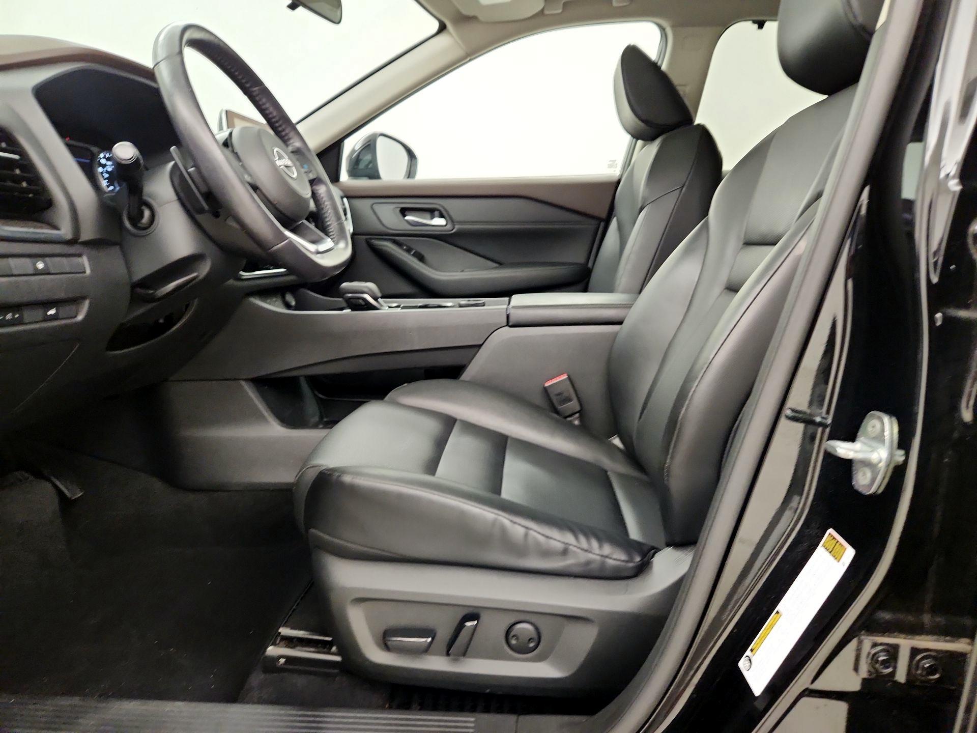 Thumbnail: 2023 Nissan Rogue - 9