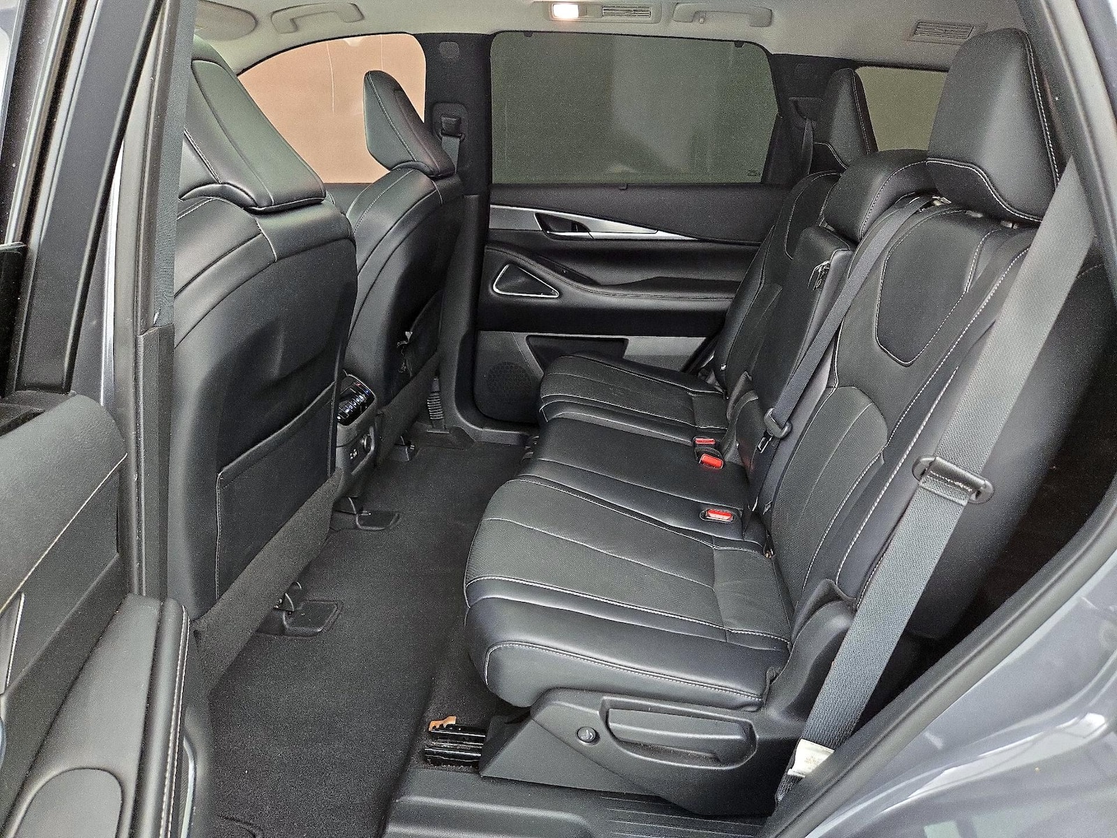2023 INFINITI QX60 LUXE - Photo 22