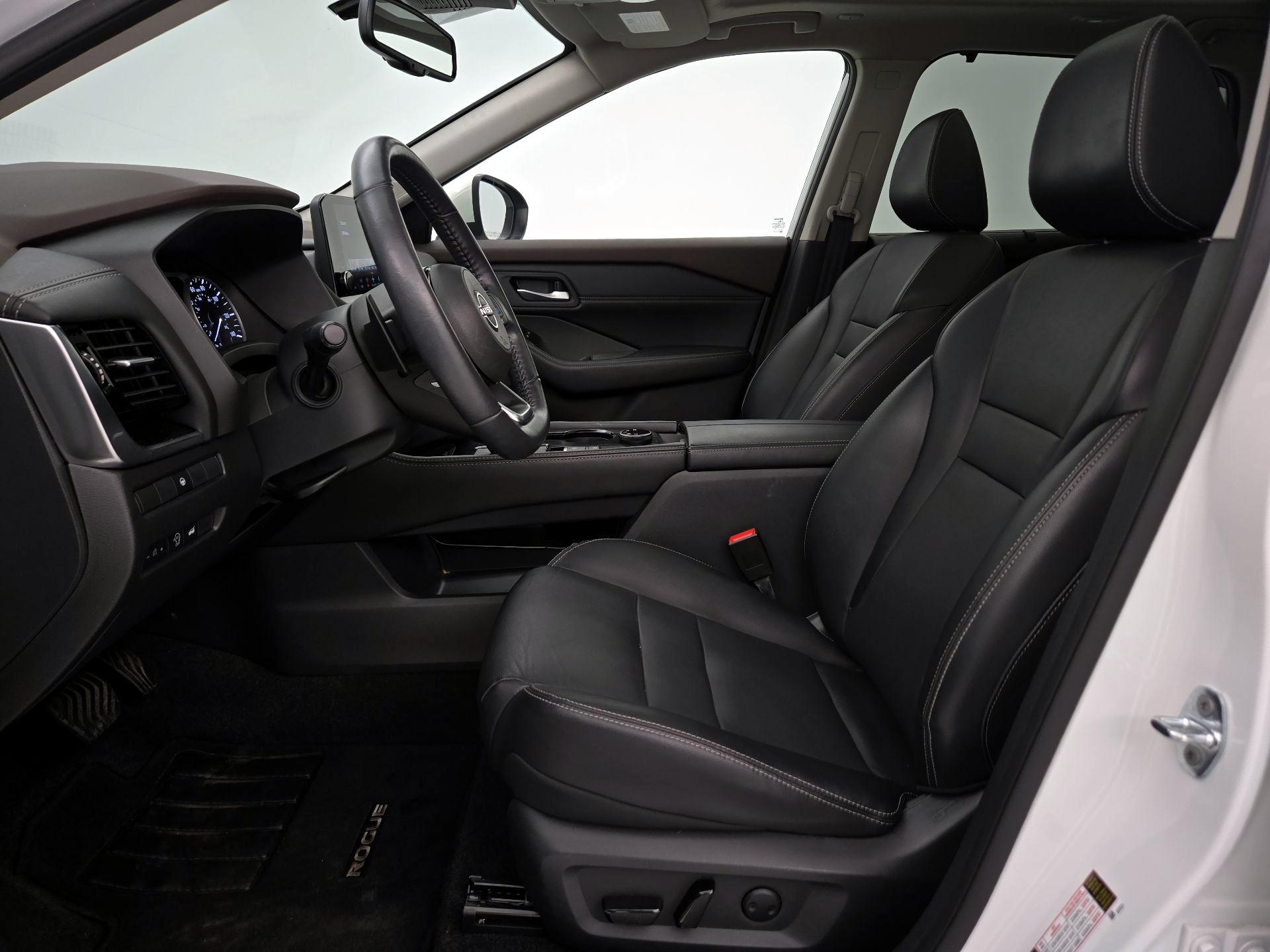 Thumbnail: 2023 Nissan Rogue - 11