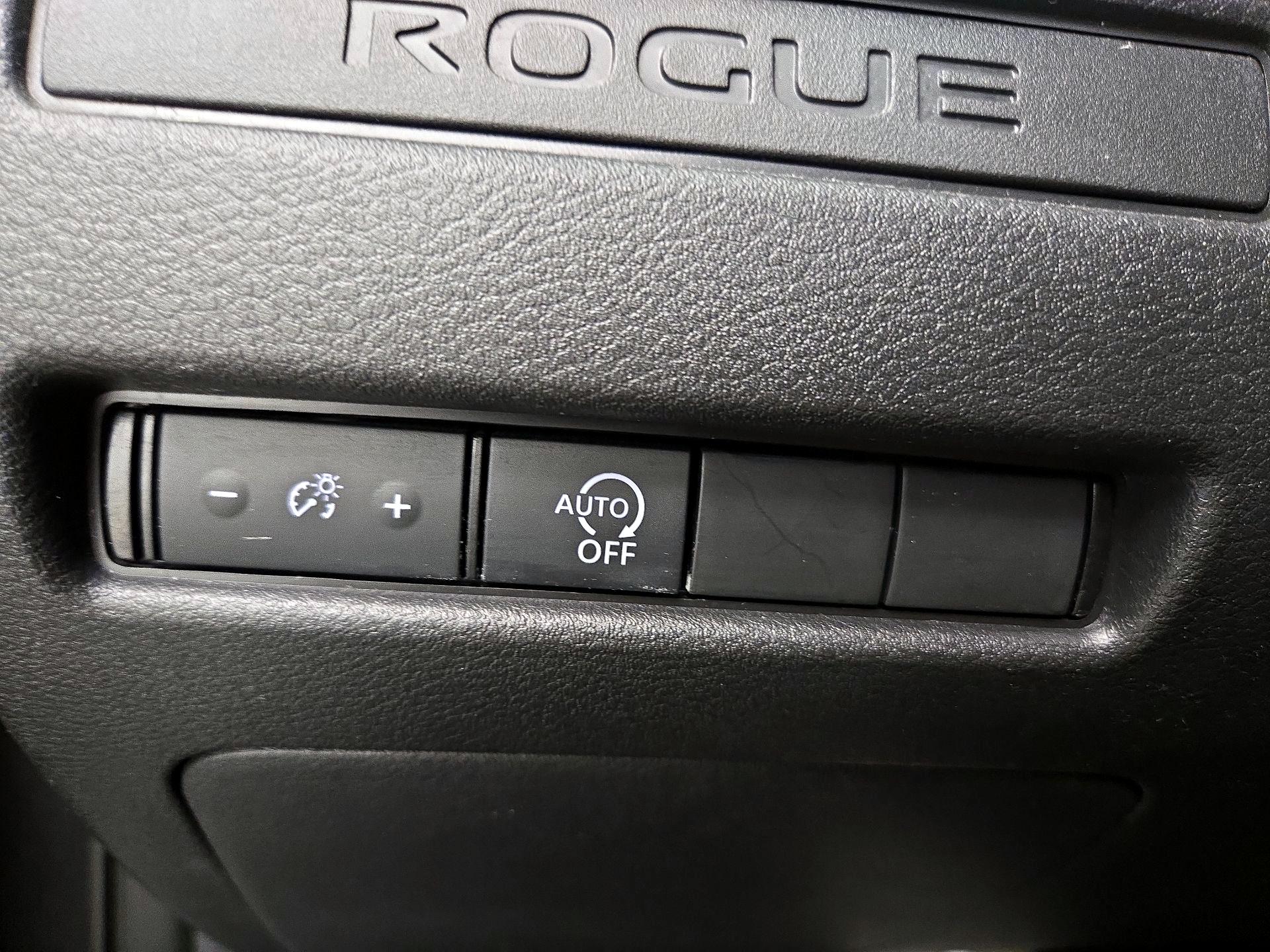 Thumbnail: 2023 Nissan Rogue - 13