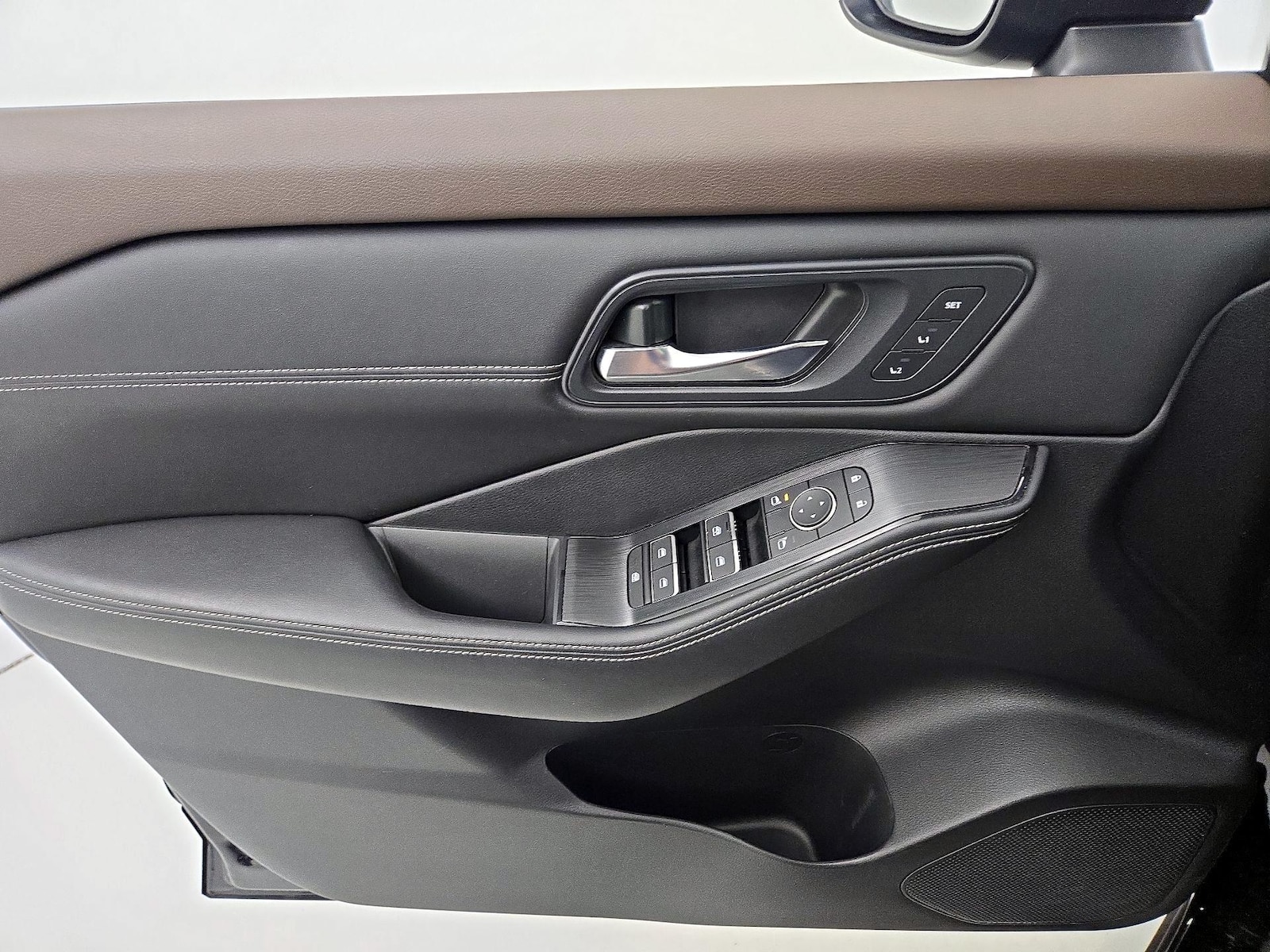 2023 Nissan Rogue SL - Photo 13