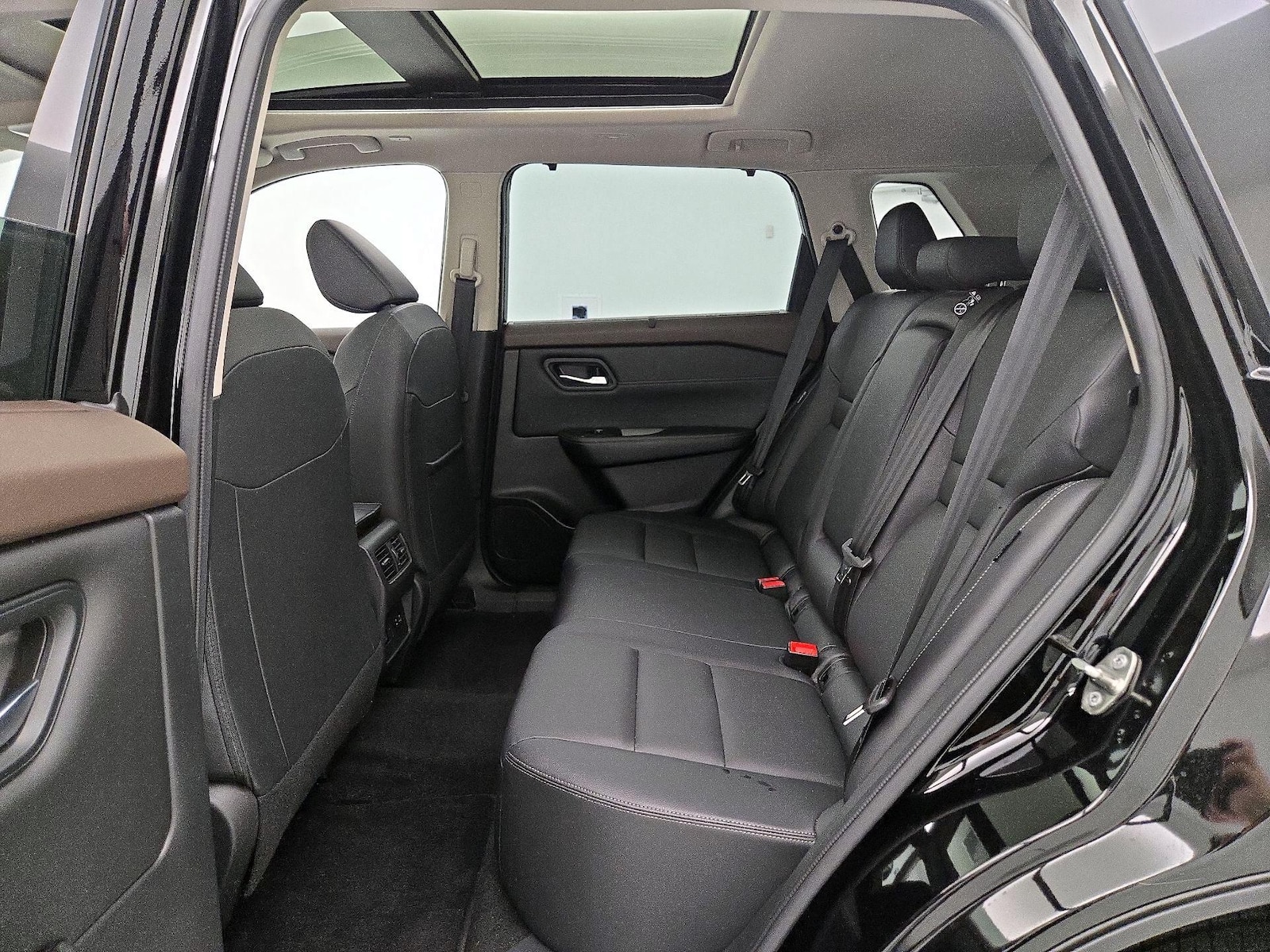2023 Nissan Rogue SL - Photo 22