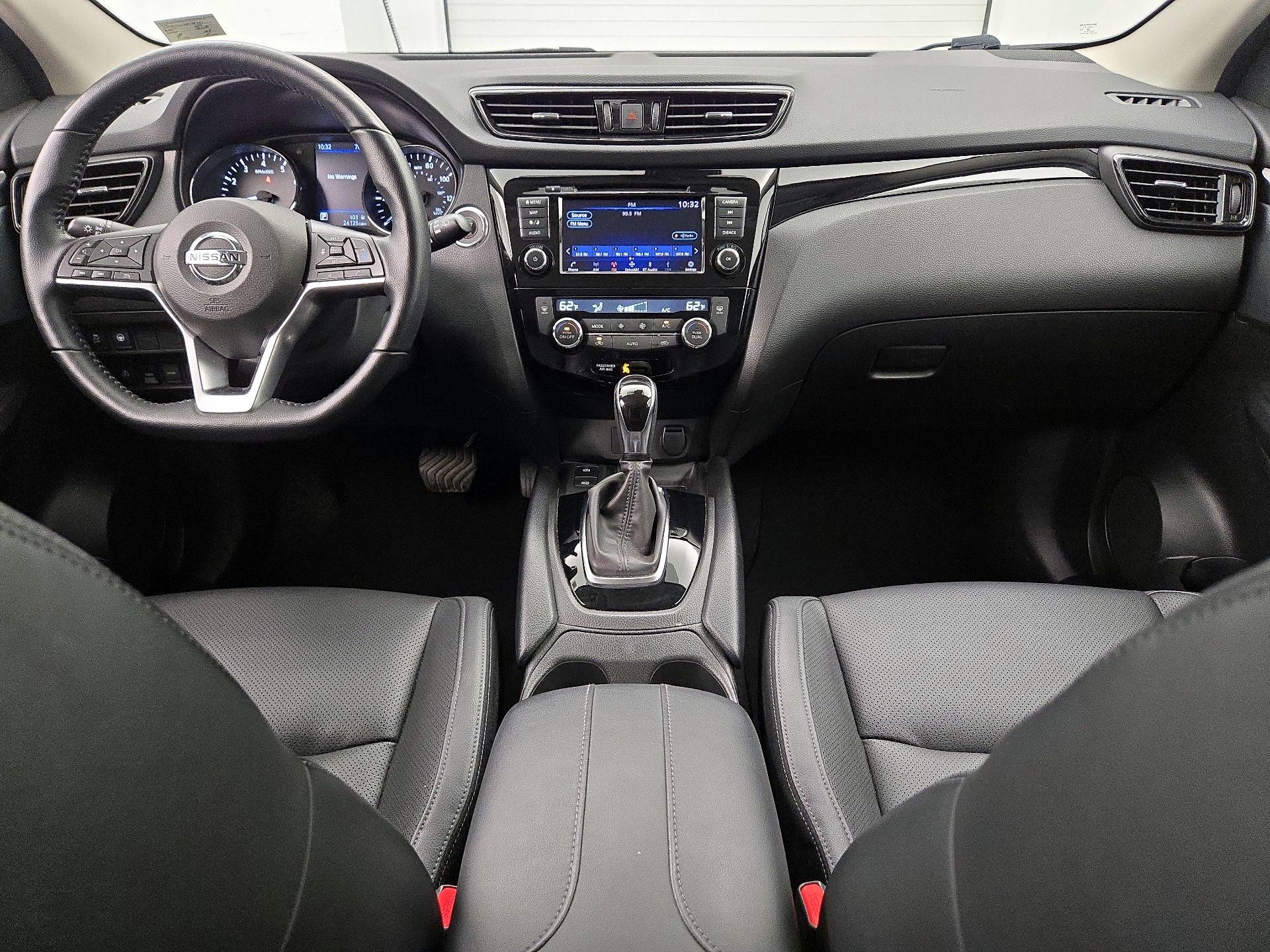 Thumbnail: 2022 Nissan Rogue Sport - 9