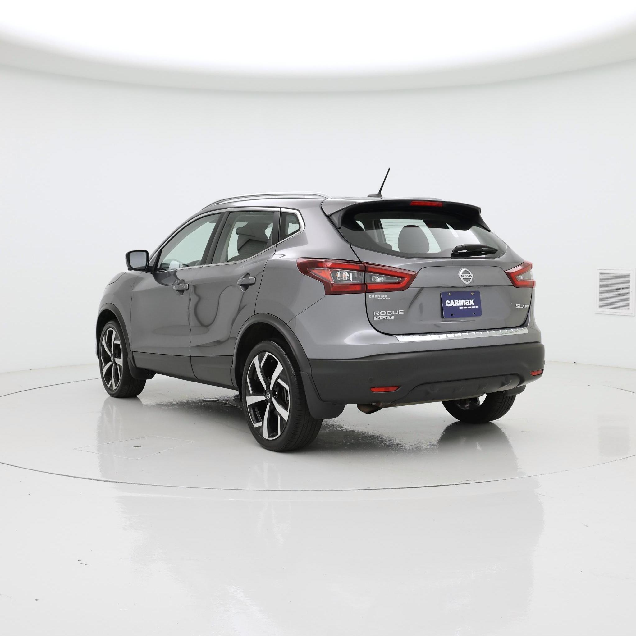 Thumbnail: 2022 Nissan Rogue Sport - 2