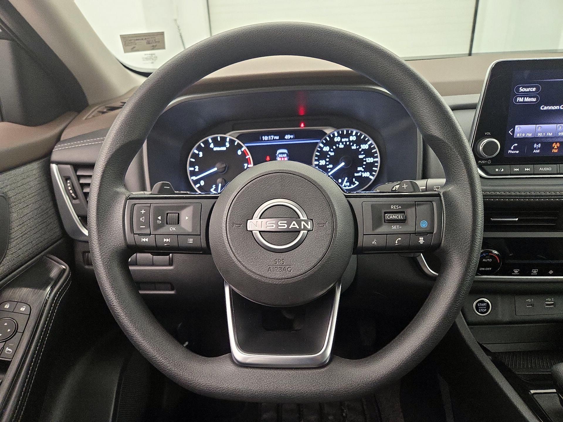 Thumbnail: 2023 Nissan Rogue - 10