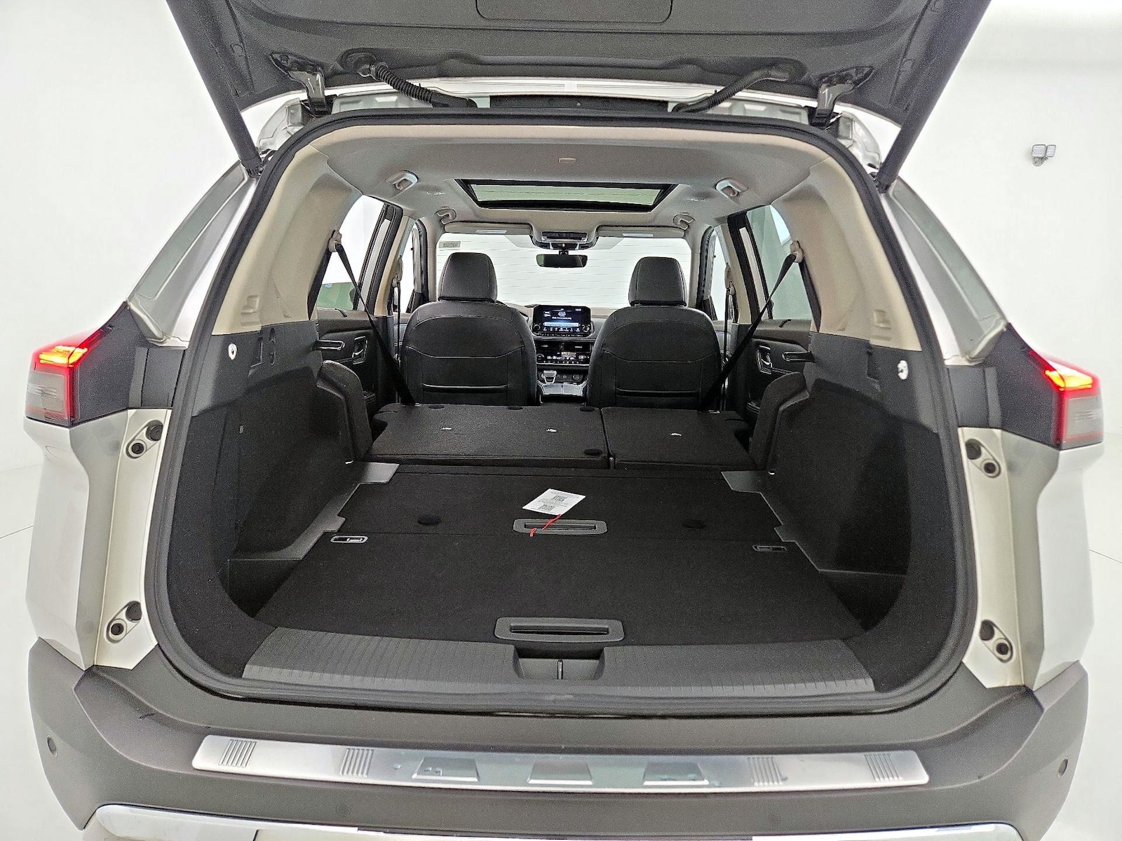 2023 Nissan Rogue Platinum - Photo 23