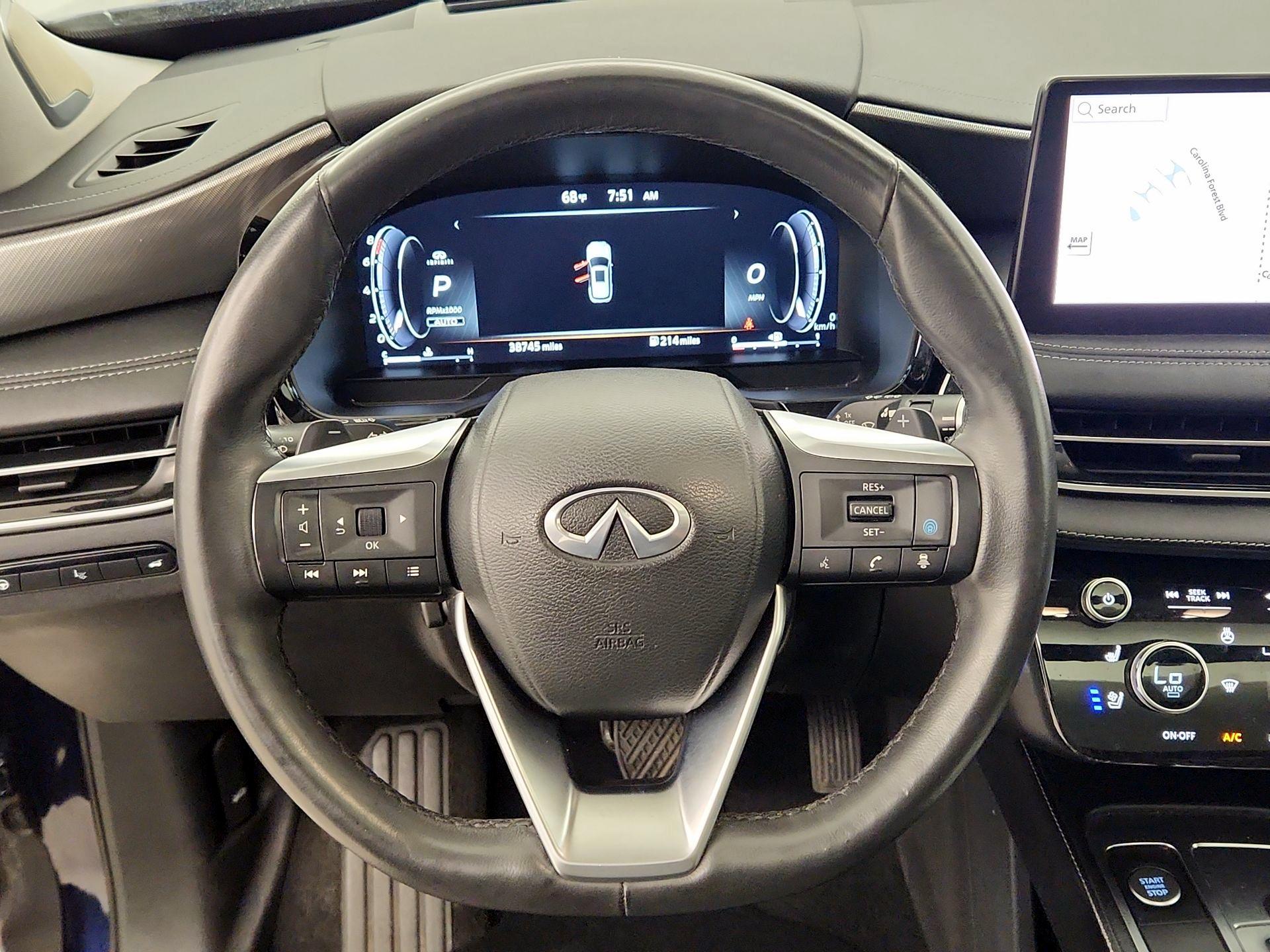 Thumbnail: 2023 INFINITI QX60 - 10