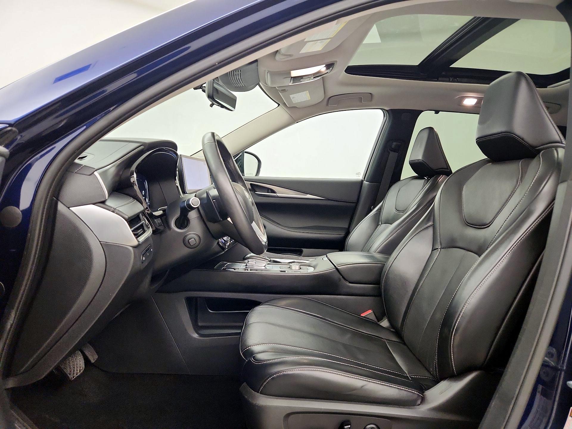 Thumbnail: 2023 INFINITI QX60 - 11
