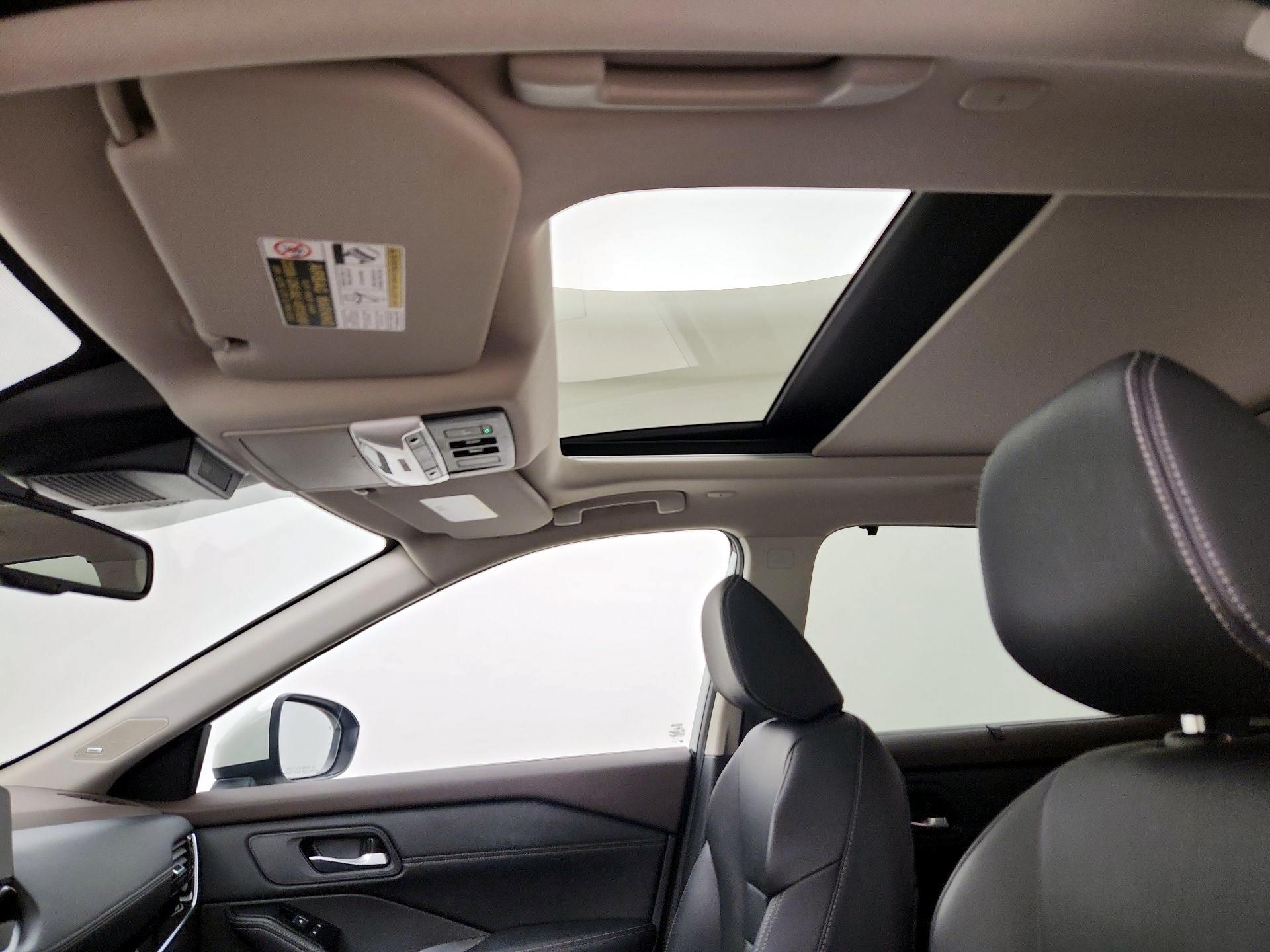 Thumbnail: 2023 Nissan Rogue - 20