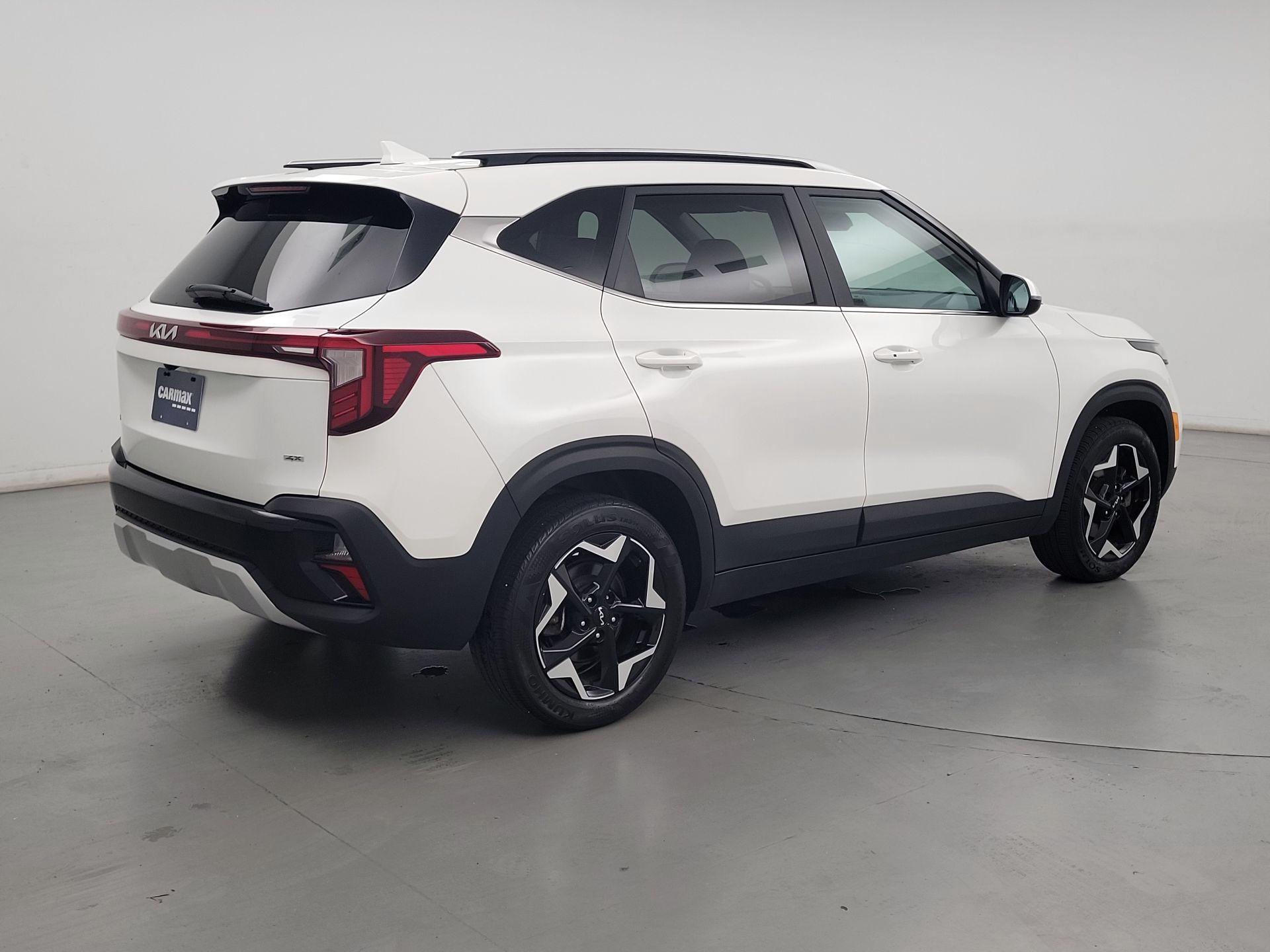 Thumbnail: 2024 Kia Seltos - 5