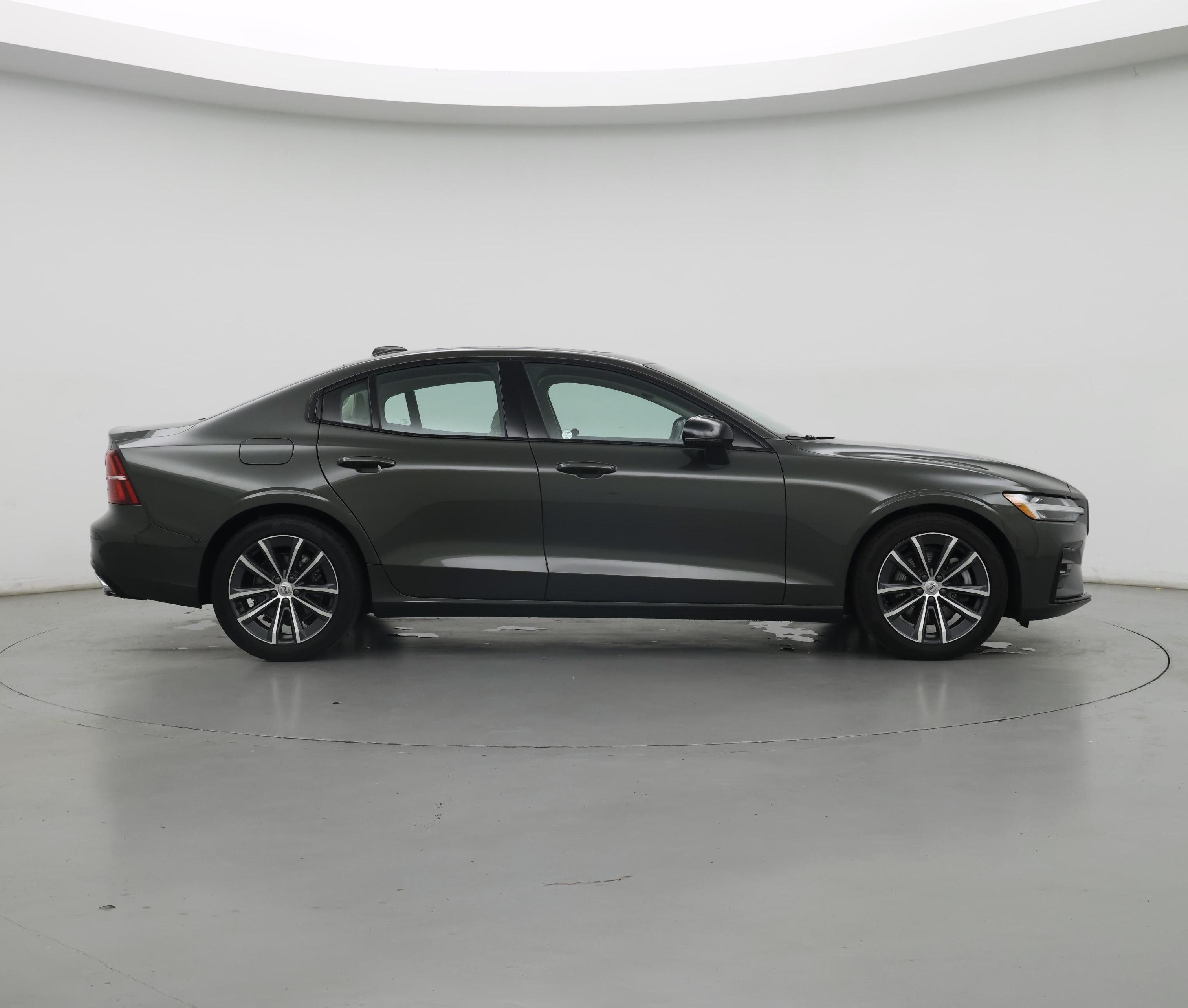 Thumbnail: 2022 Volvo S60 - 7