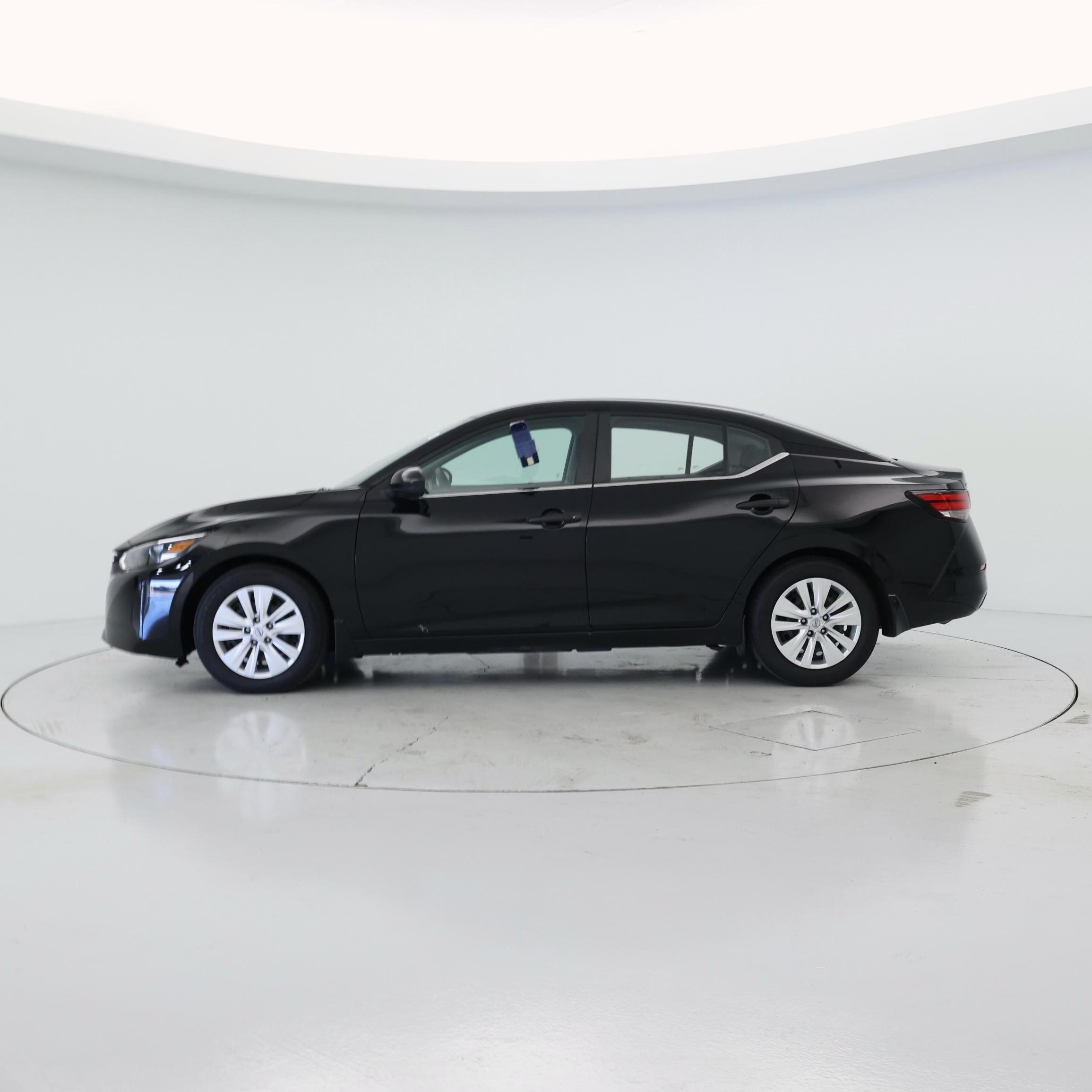 Thumbnail: 2024 Nissan Sentra - 3