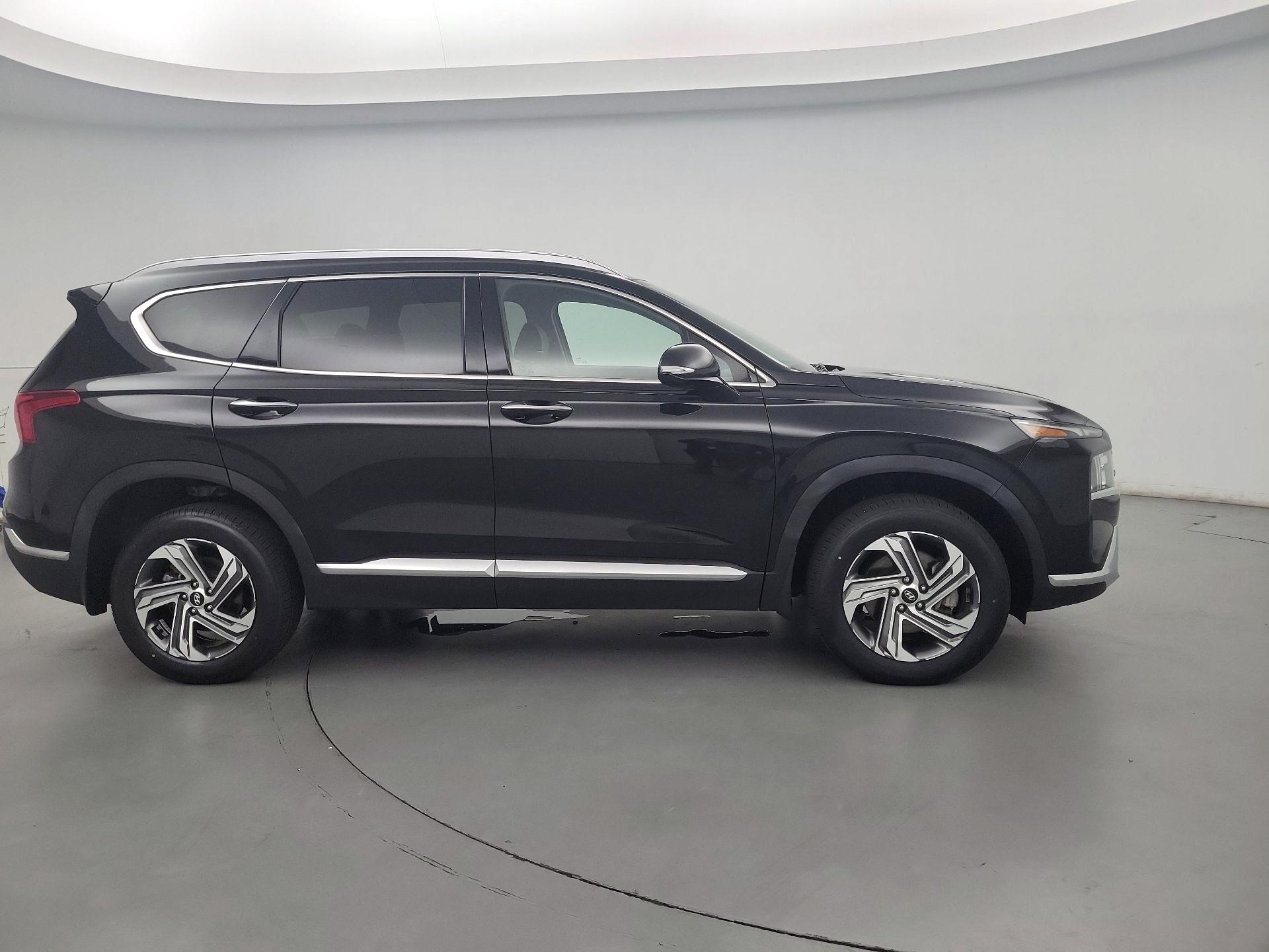Thumbnail: 2023 Hyundai Santa Fe - 4