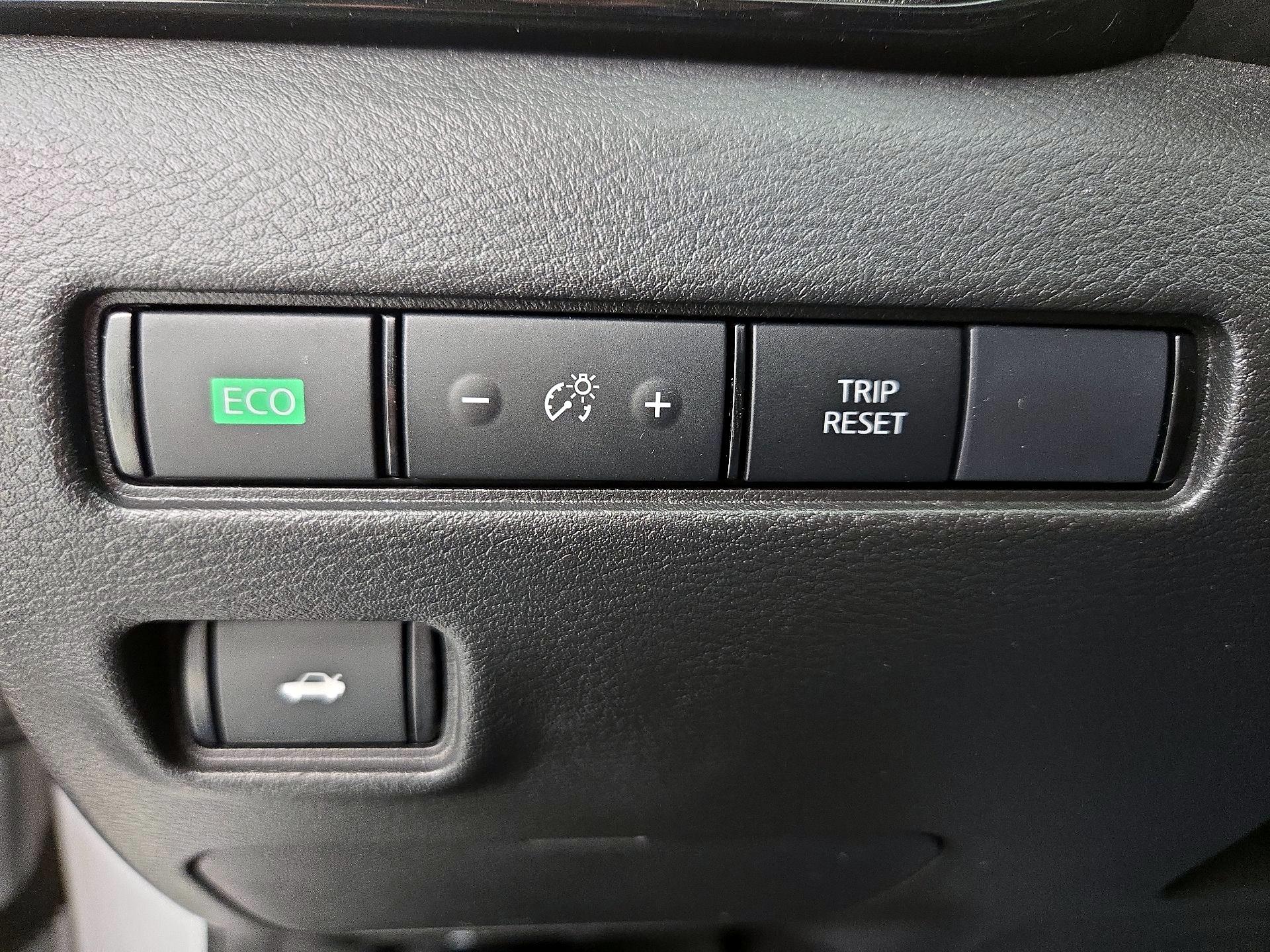 Thumbnail: 2023 Nissan Sentra - 13