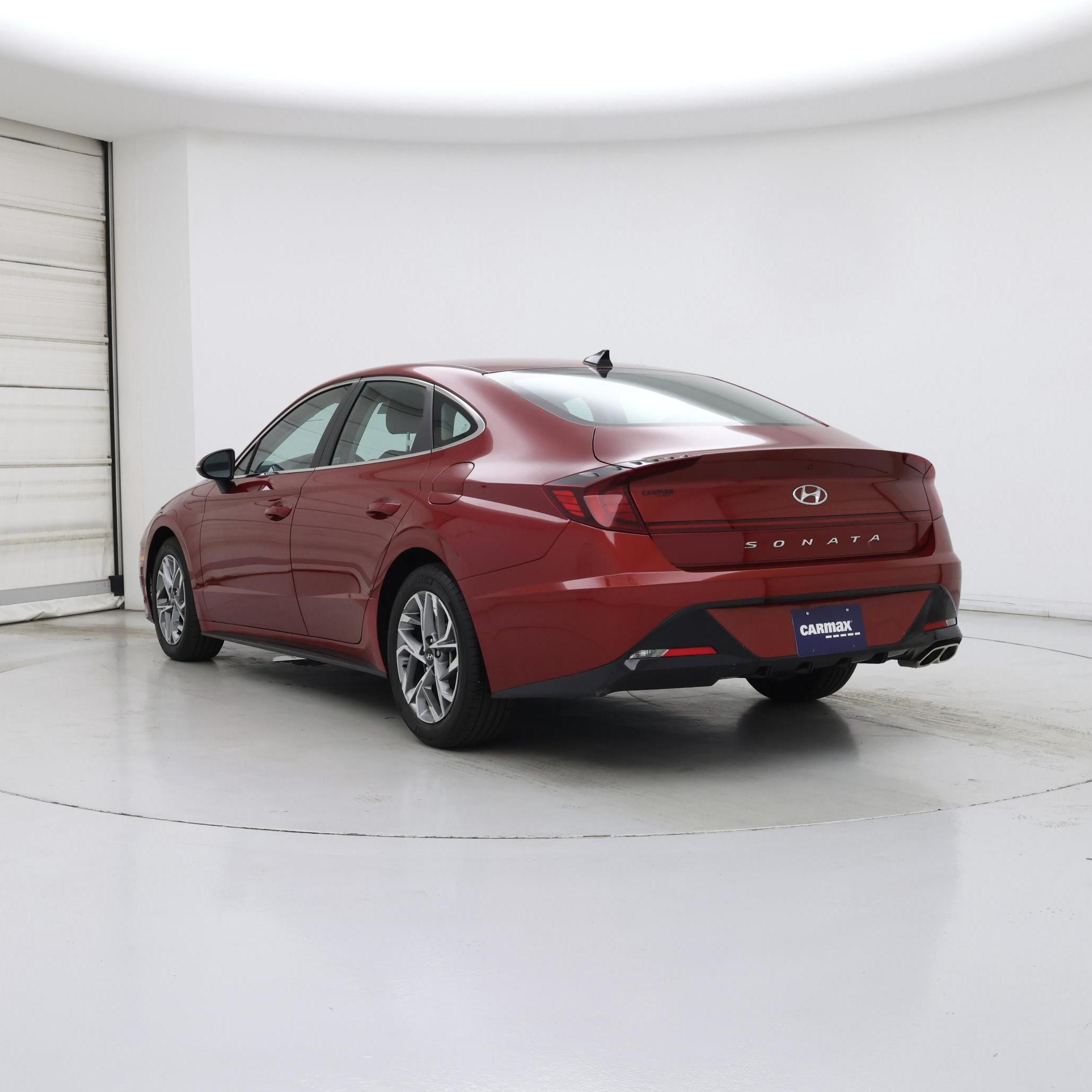 Thumbnail: 2023 Hyundai Sonata - 2