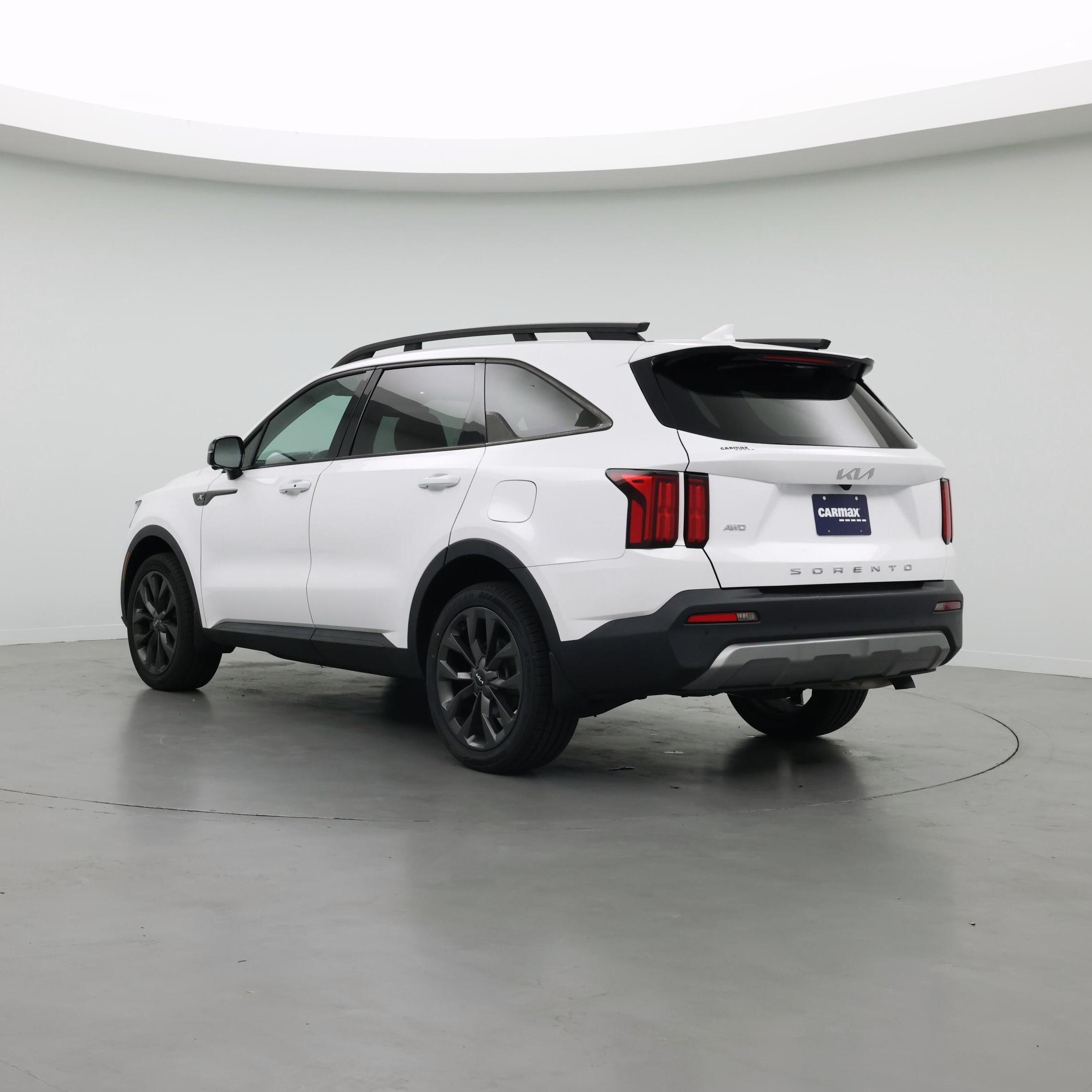 Thumbnail: 2022 Kia Sorento - 2