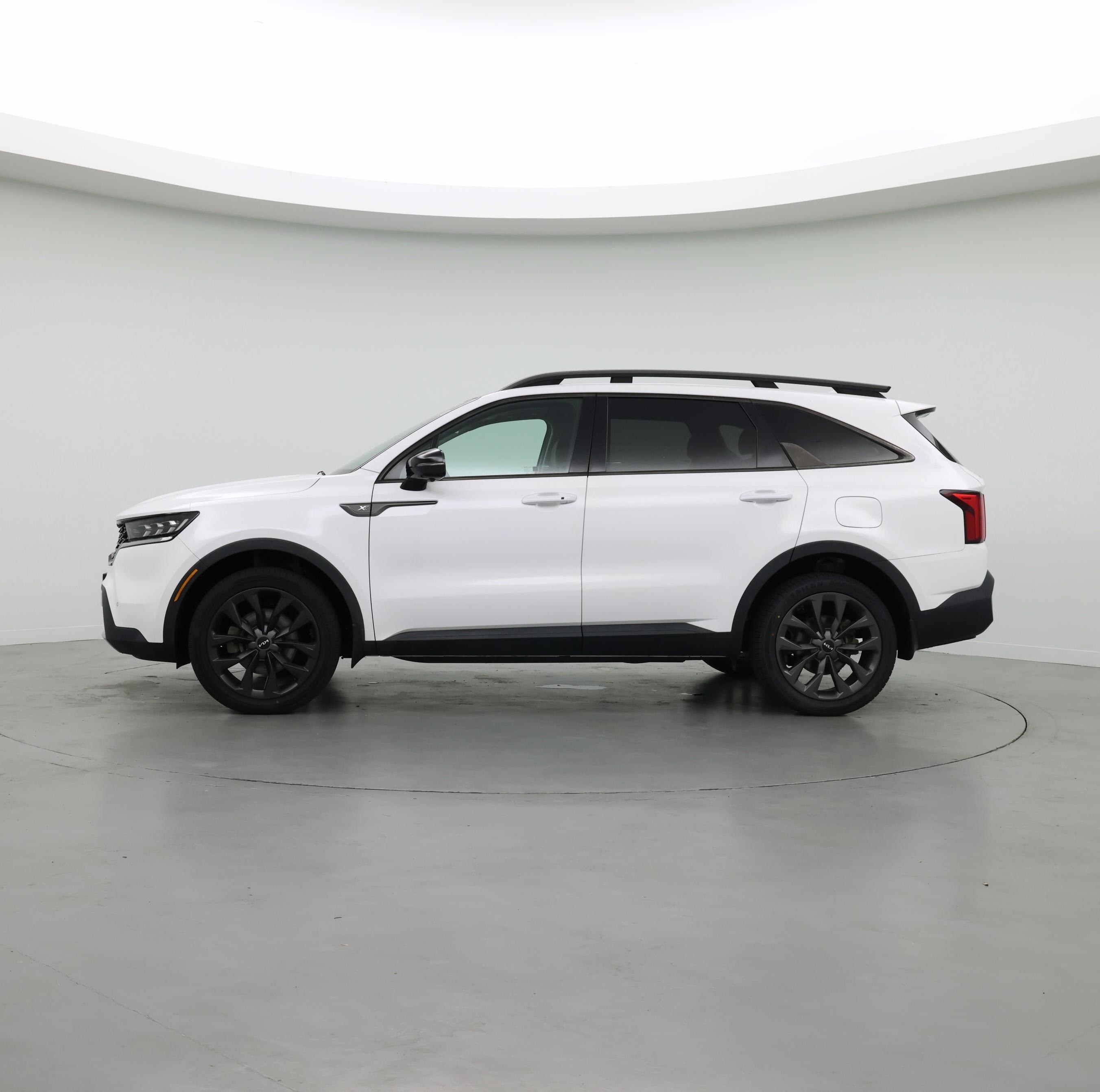 Thumbnail: 2022 Kia Sorento - 3