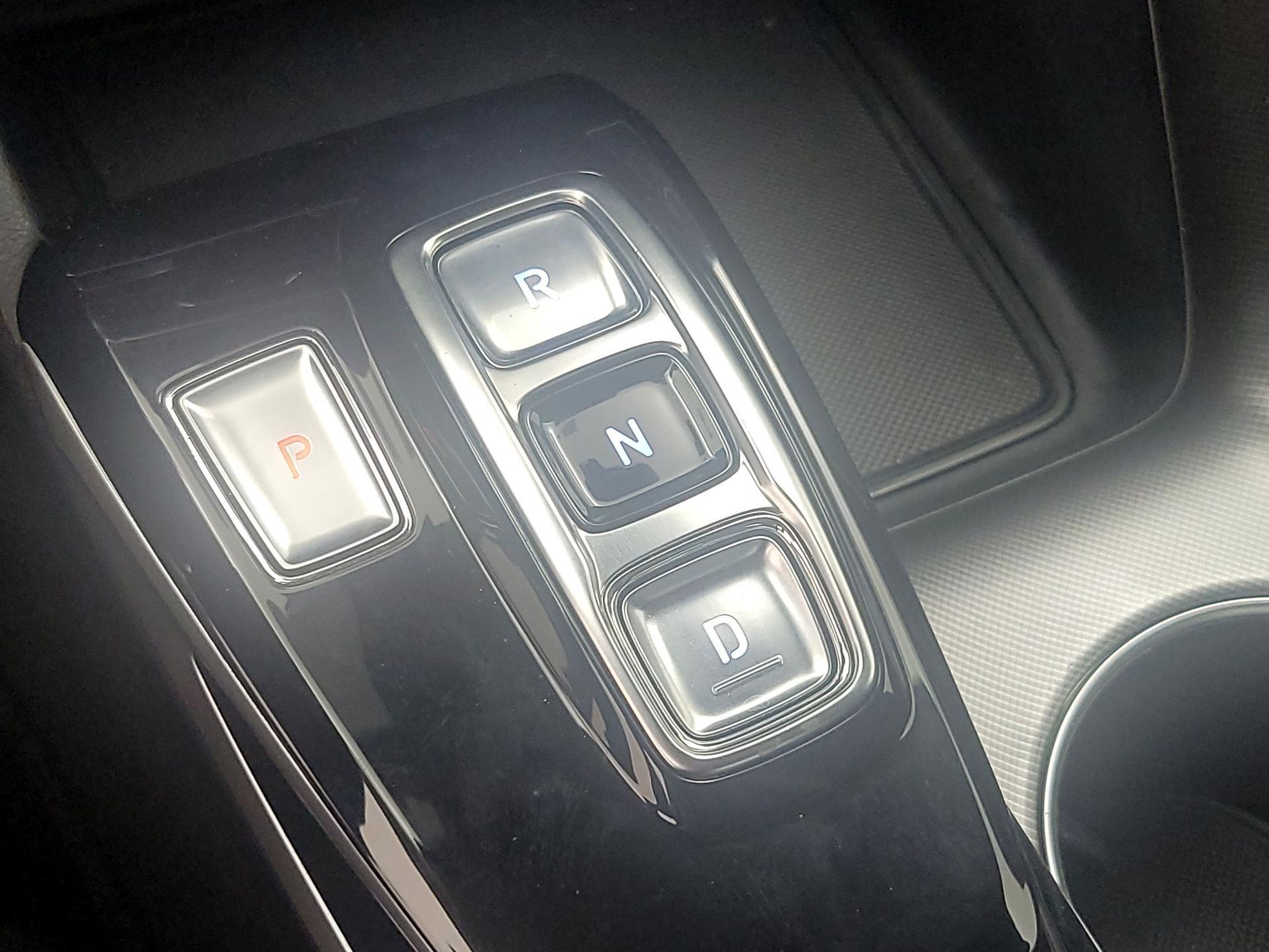 Thumbnail: 2023 Hyundai Sonata - 18