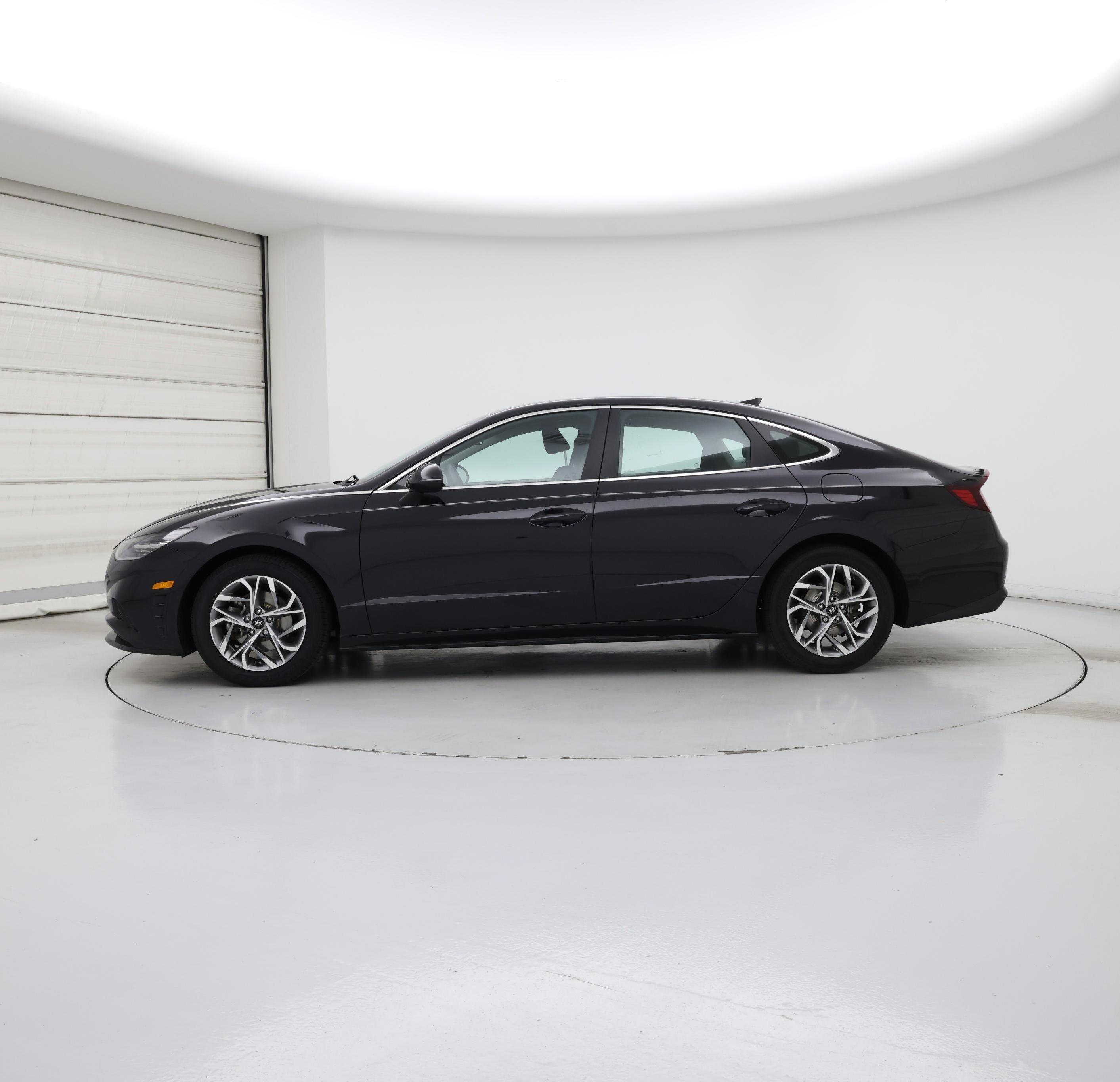Thumbnail: 2023 Hyundai Sonata - 3