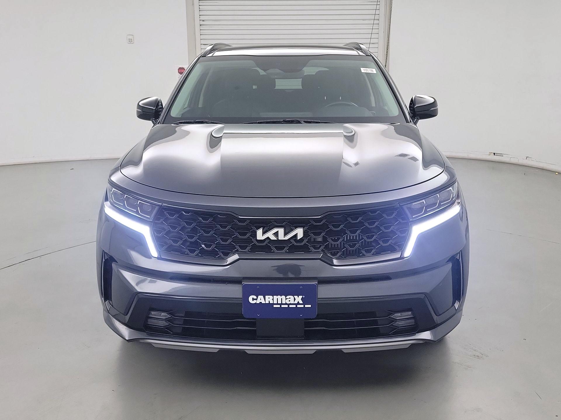 Thumbnail: 2023 Kia Sorento - 2