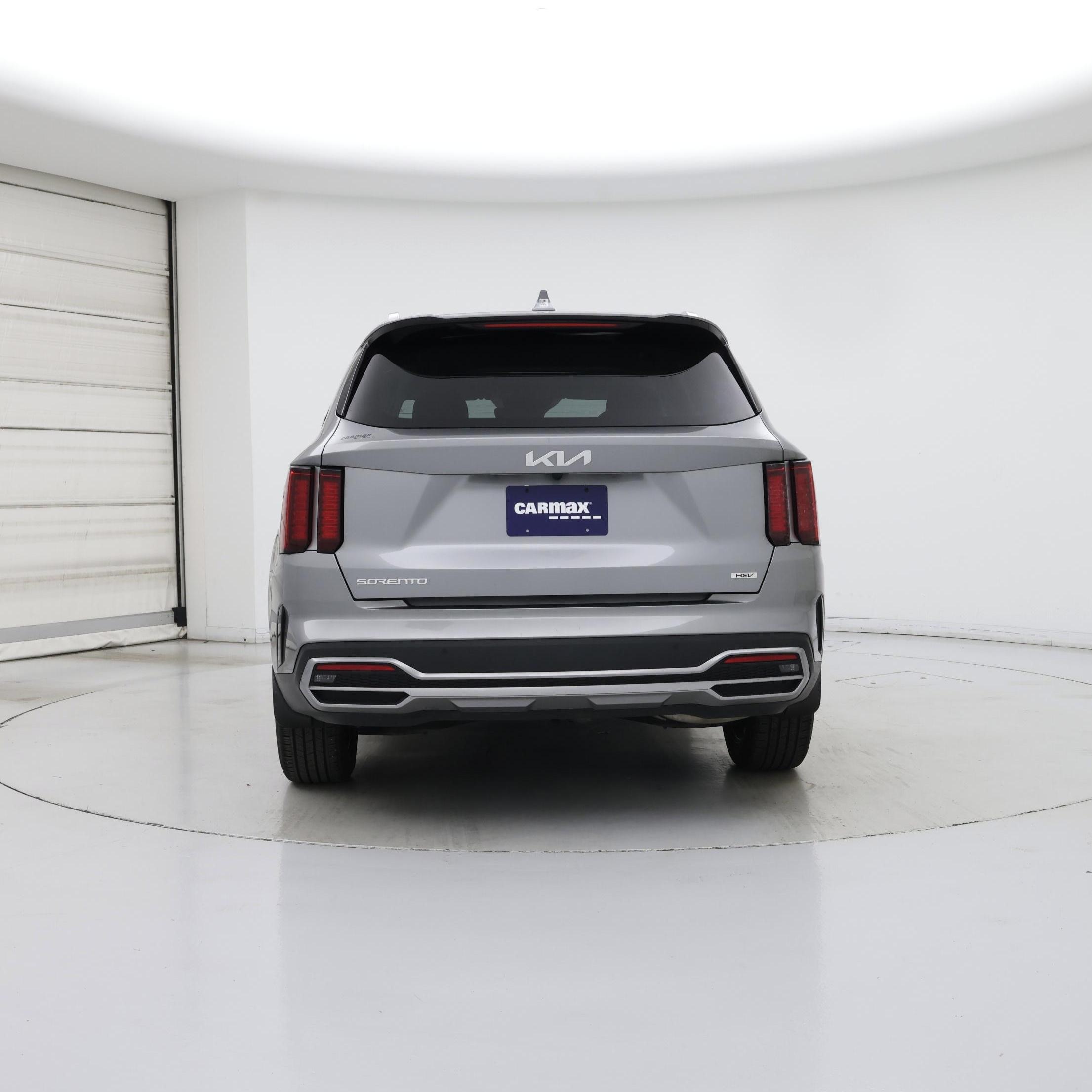 Thumbnail: 2023 Kia Sorento - 6