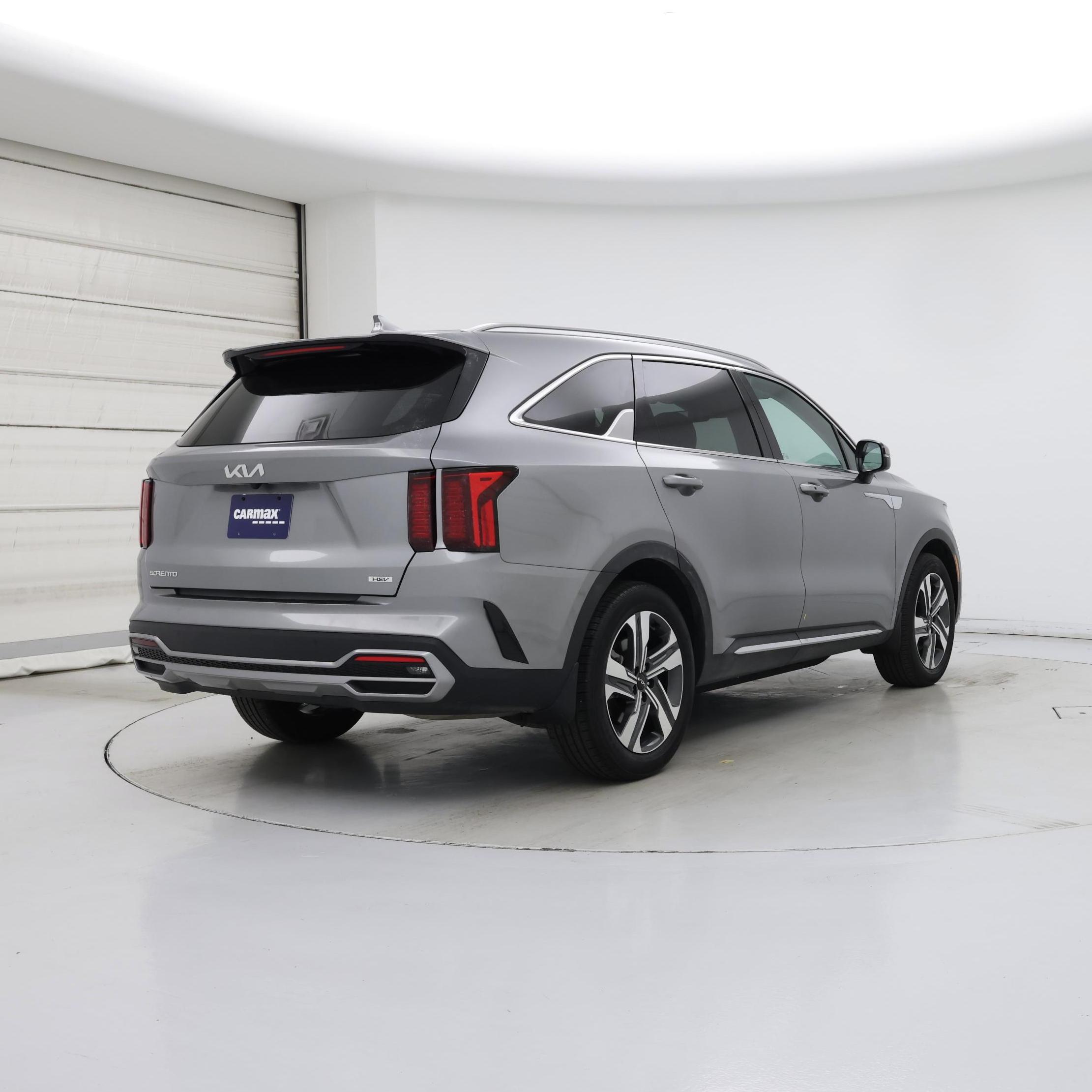 Thumbnail: 2023 Kia Sorento - 8