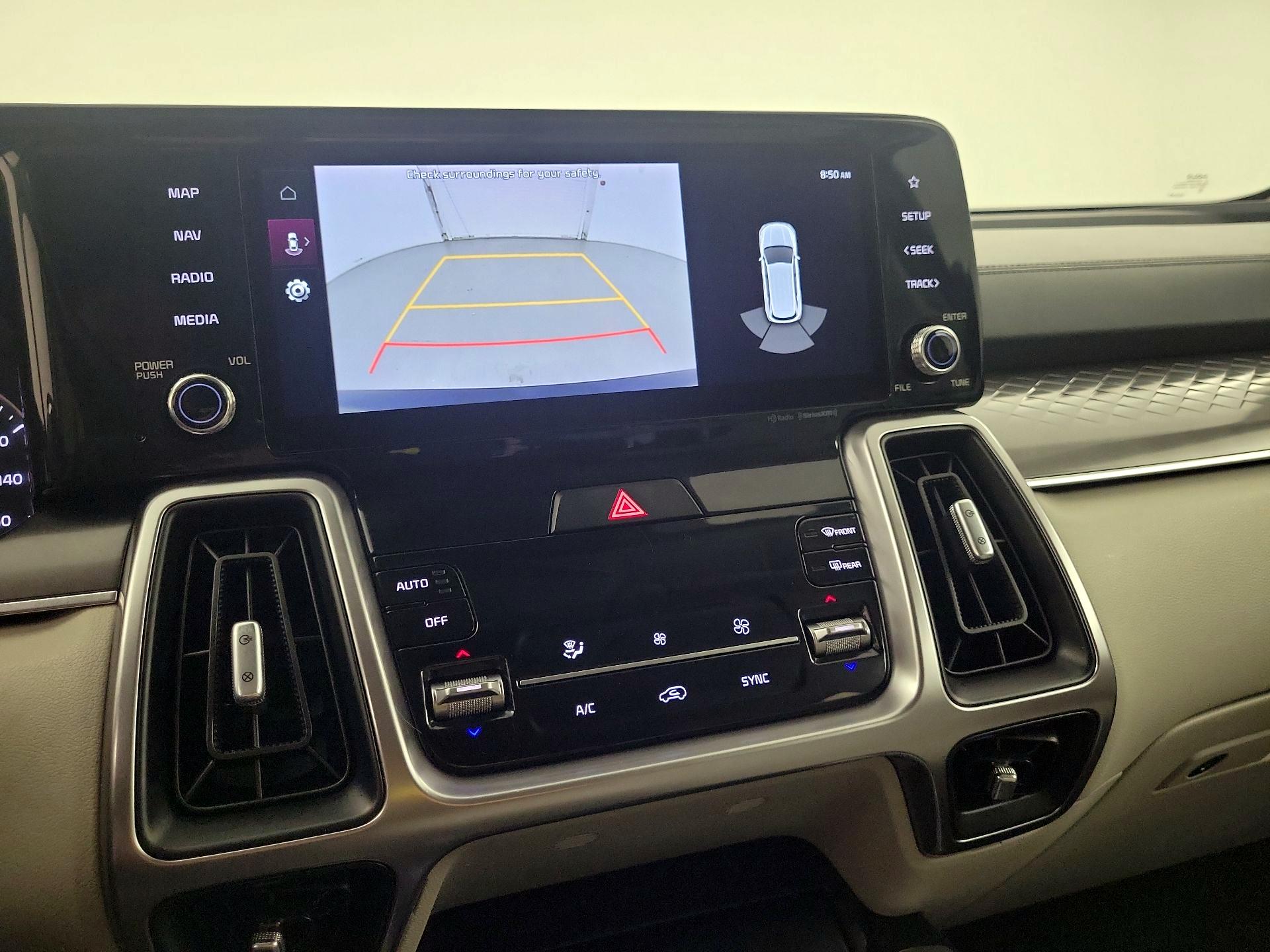 Thumbnail: 2023 Kia Sorento - 12