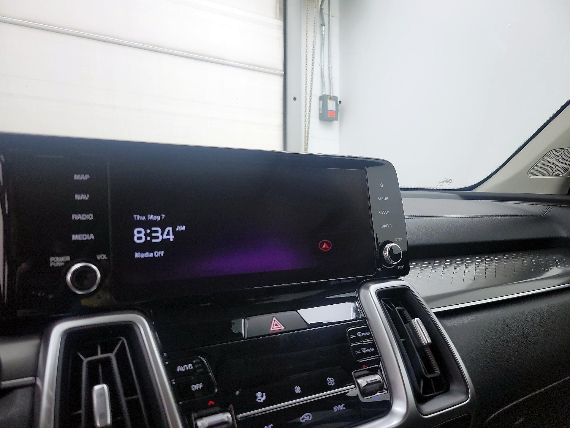 Thumbnail: 2023 Kia Sorento - 15