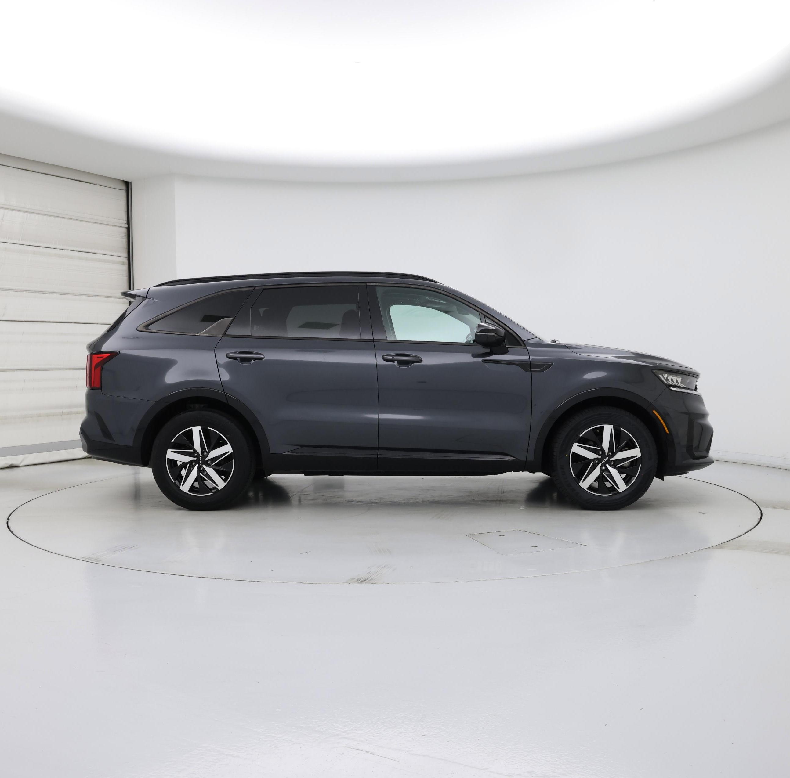 Thumbnail: 2023 Kia Sorento - 7