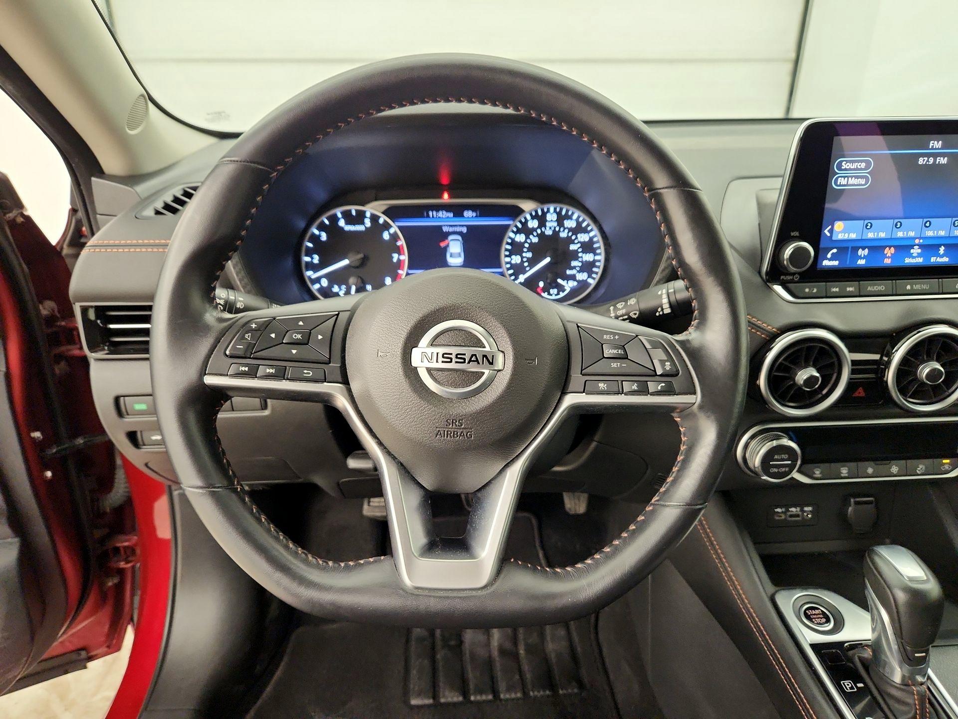 Thumbnail: 2021 Nissan Sentra - 10