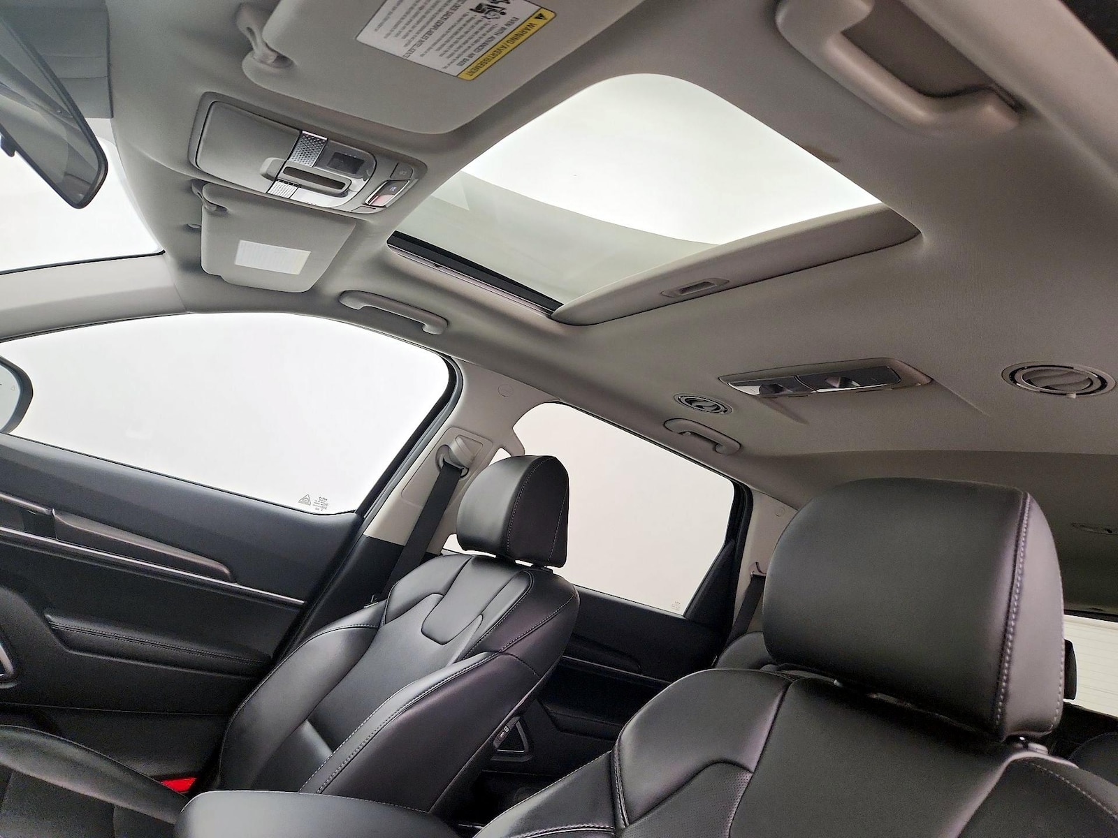 2024 Kia Telluride S - Photo 21