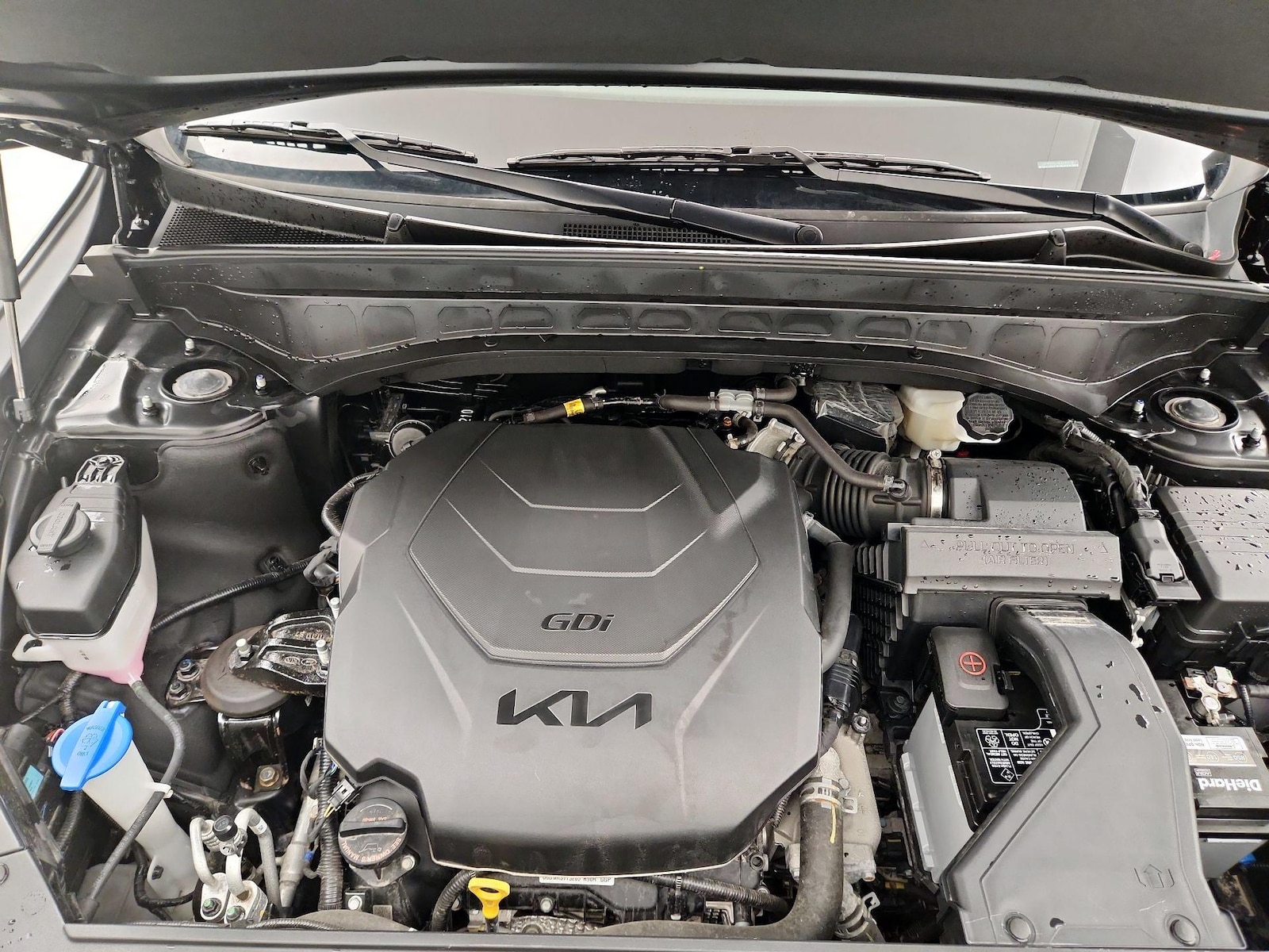 2024 Kia Telluride S - Photo 26
