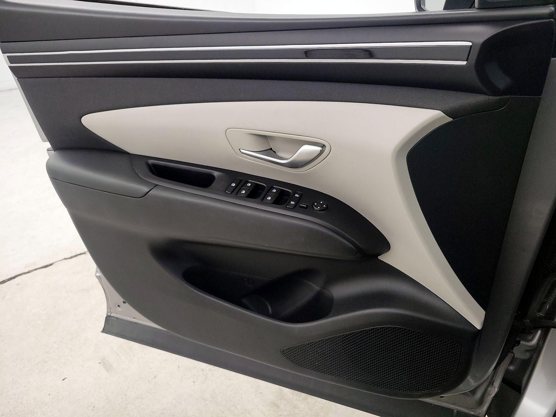 Thumbnail: 2023 Hyundai Tucson - 12