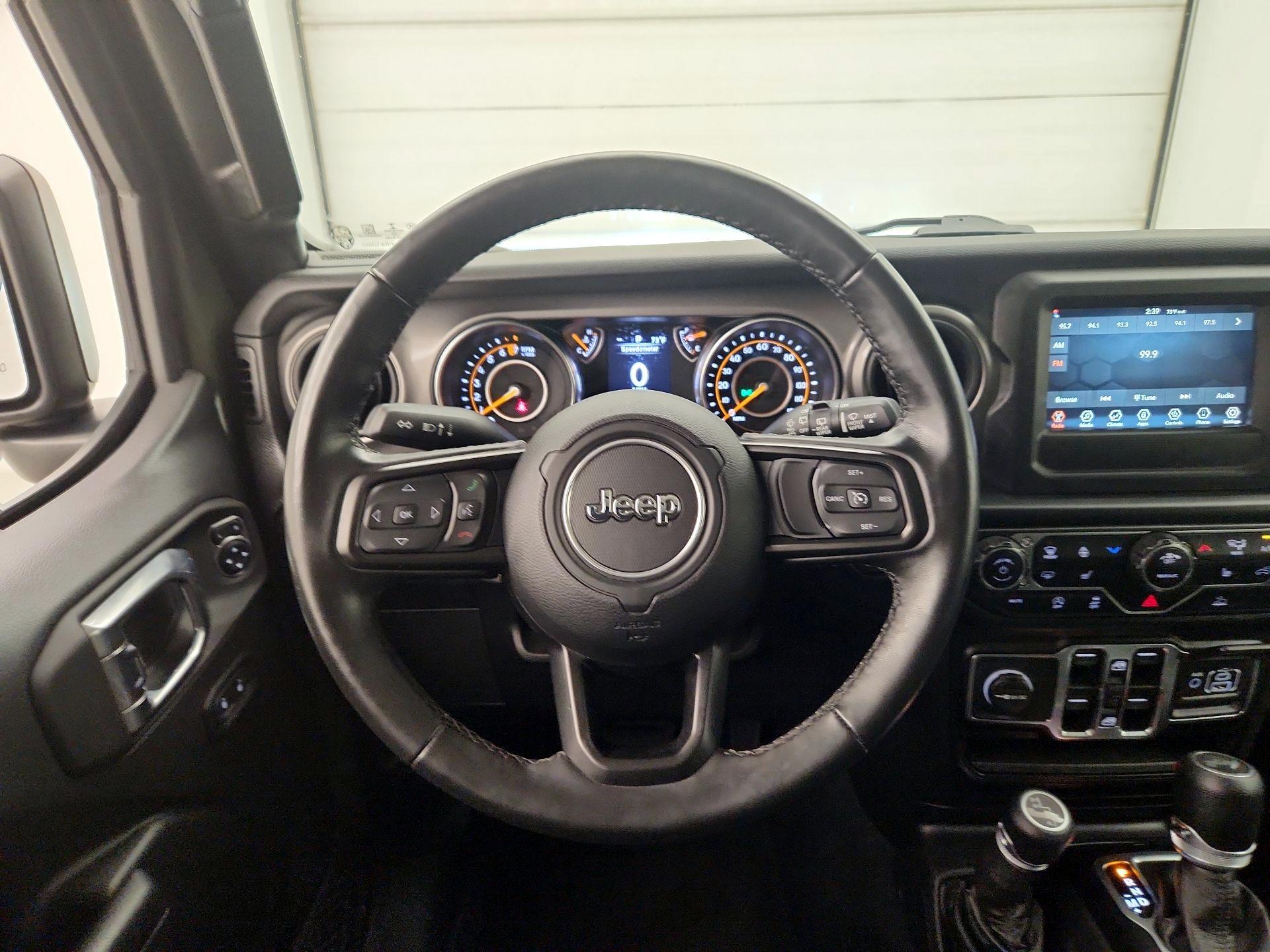 Thumbnail: 2022 Jeep Wrangler - 10