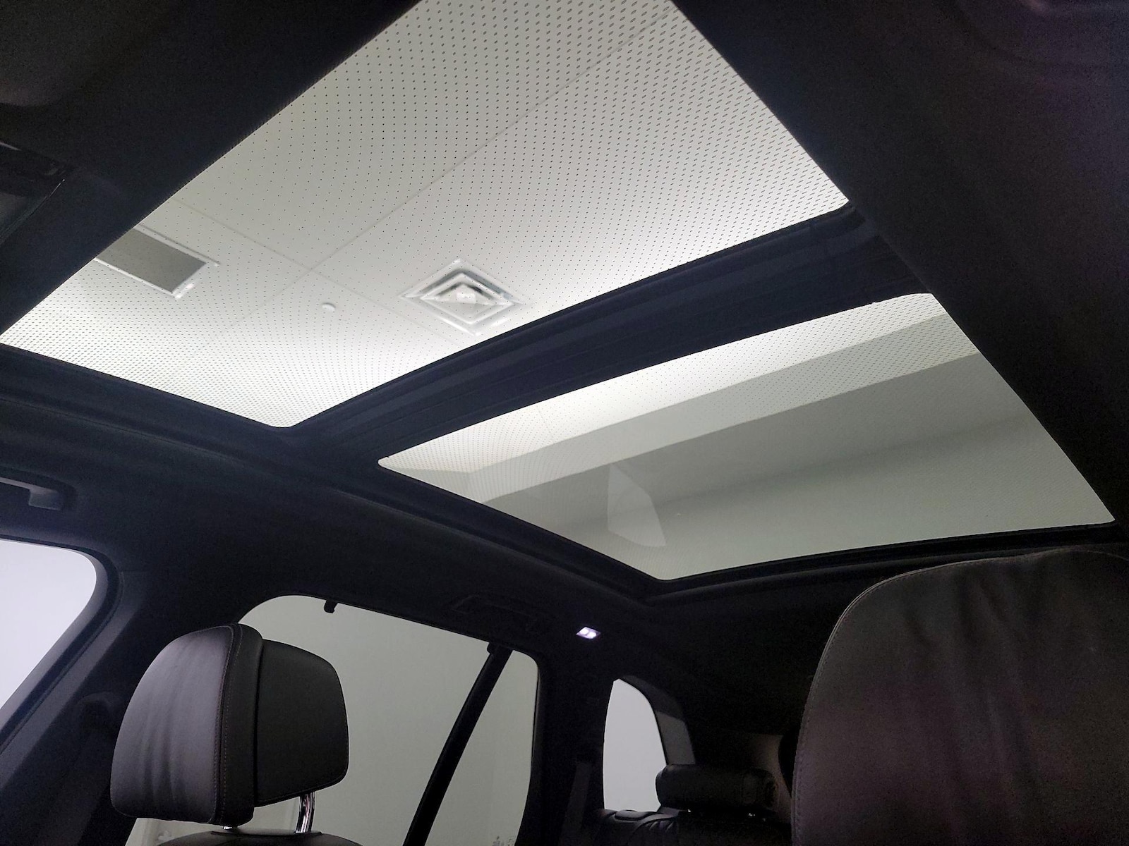 2020 BMW X5 M50i - Photo 20