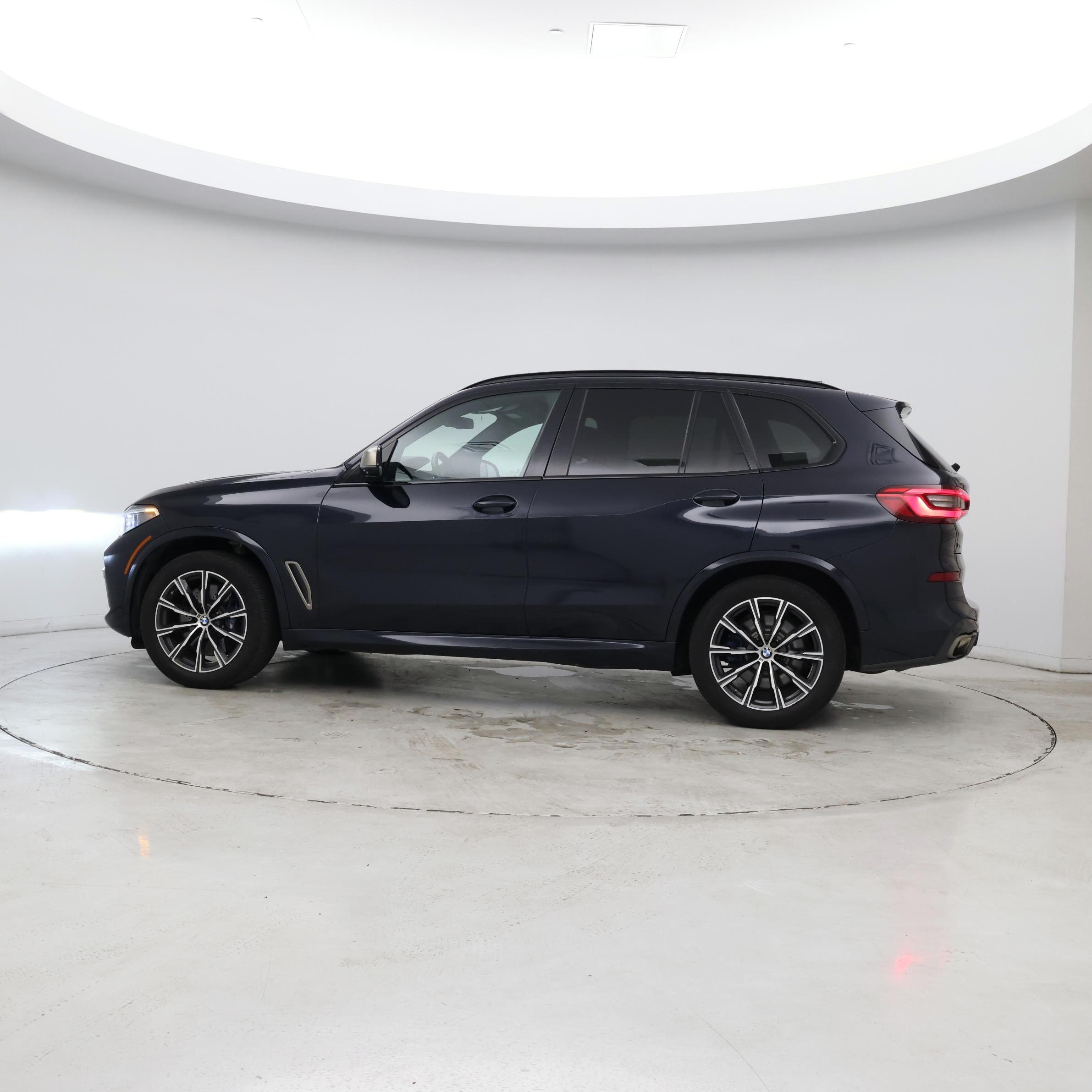 Thumbnail: 2020 BMW X5 - 3