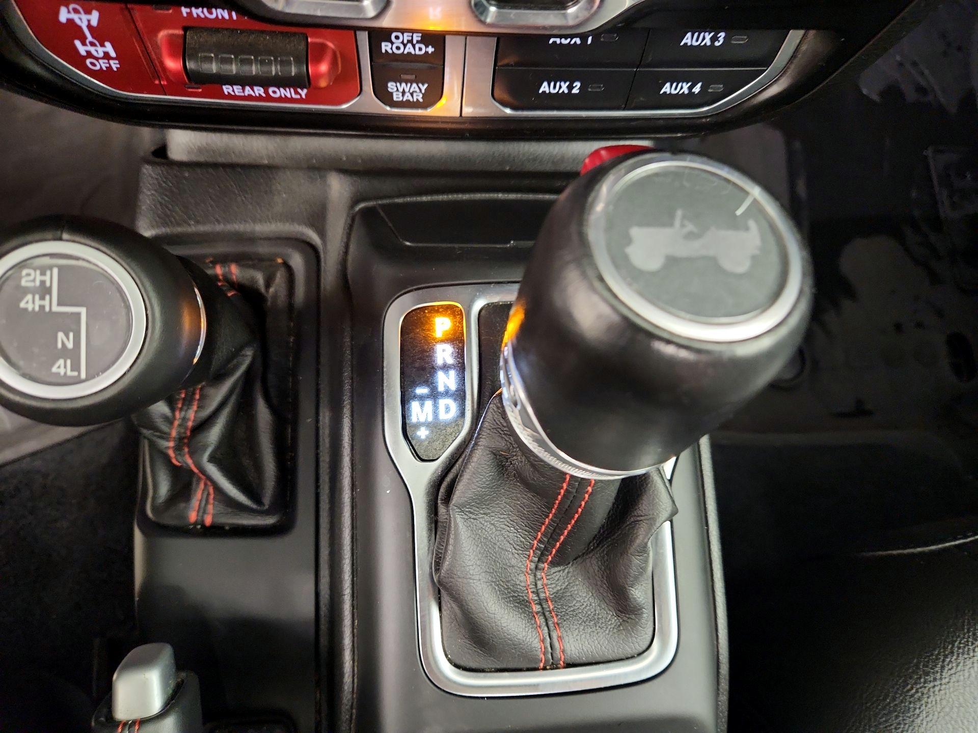 Thumbnail: 2022 Jeep Wrangler - 16