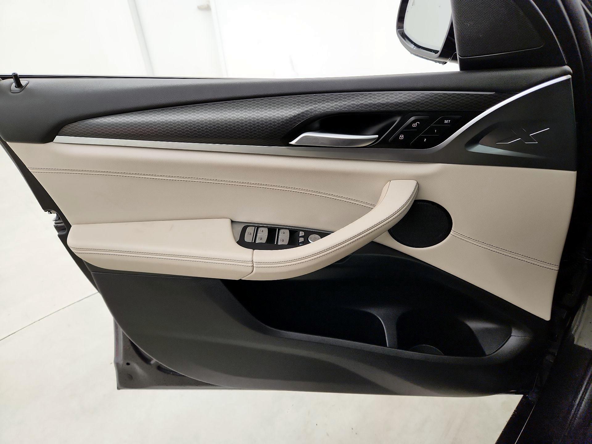 Thumbnail: 2022 BMW X3 - 12