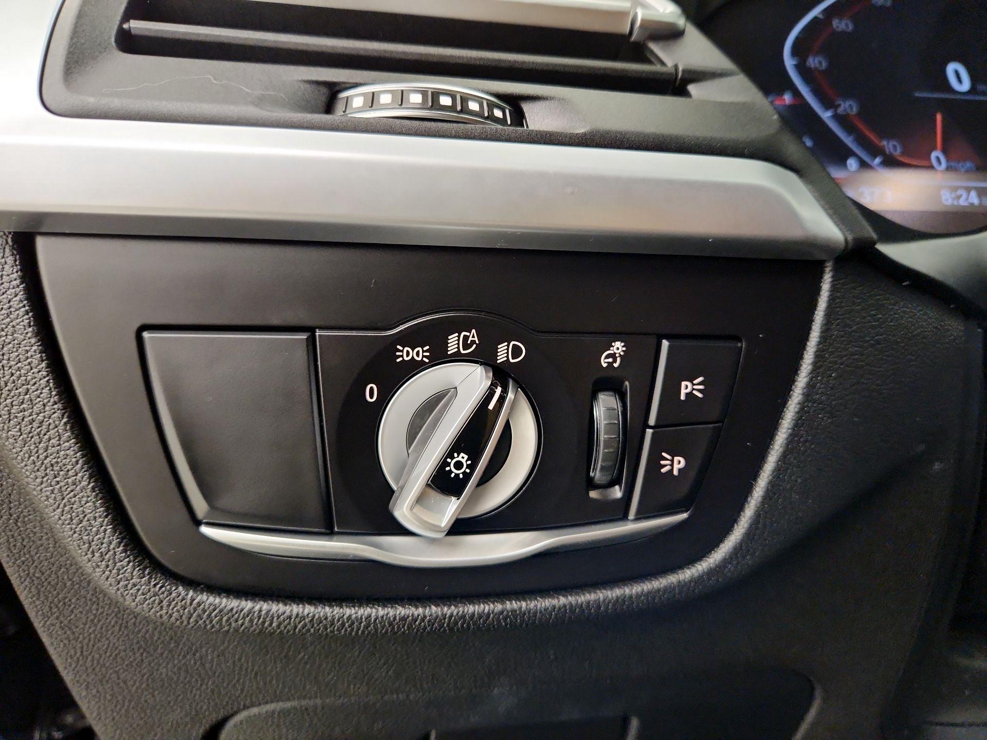 Thumbnail: 2022 BMW X3 - 13