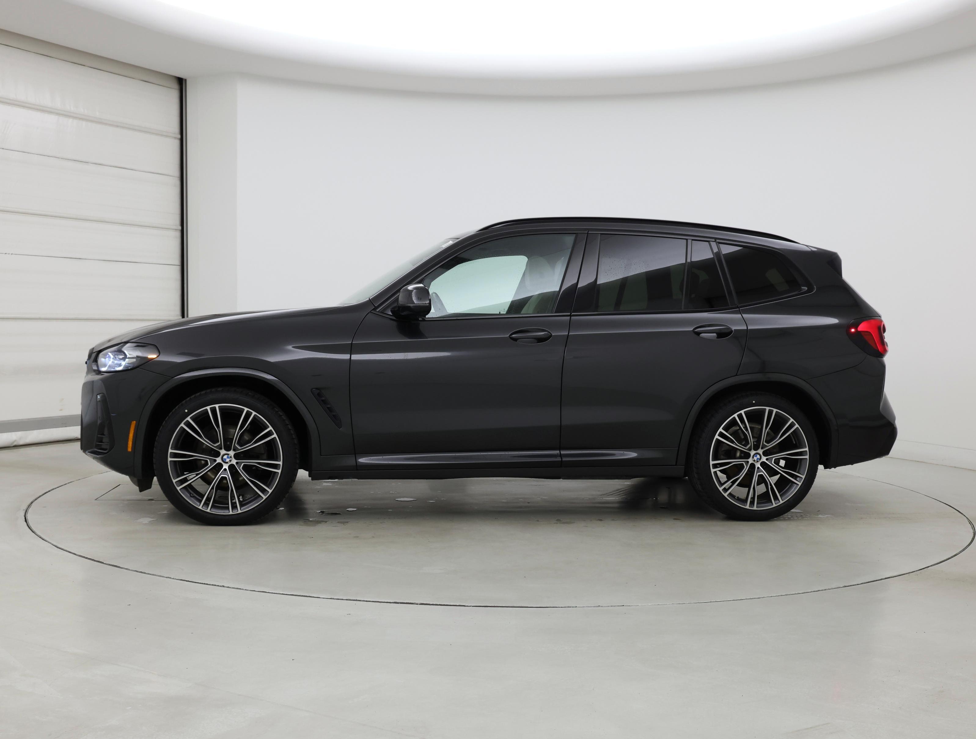 Thumbnail: 2022 BMW X3 - 3