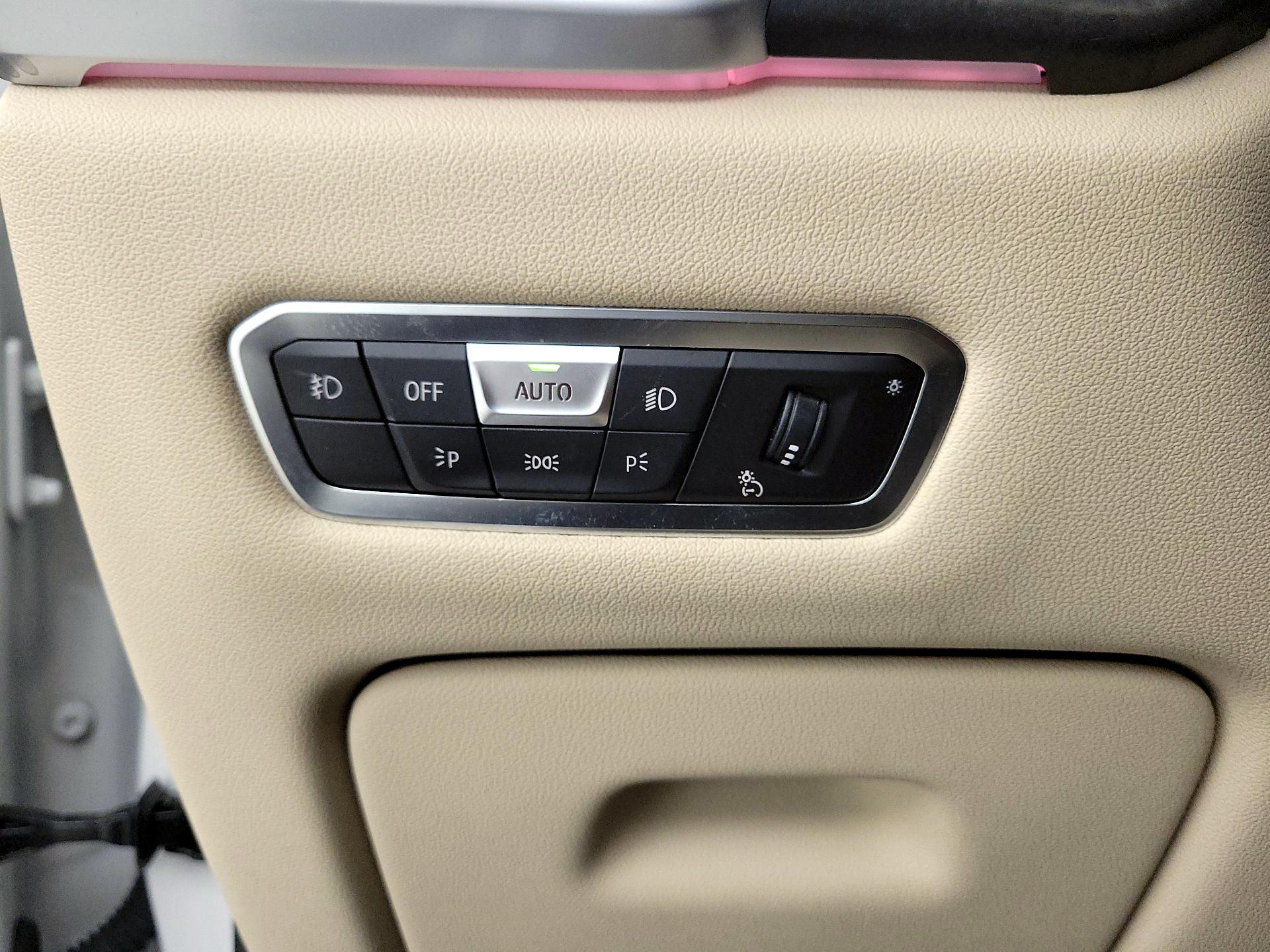 Thumbnail: 2021 BMW X5 - 13