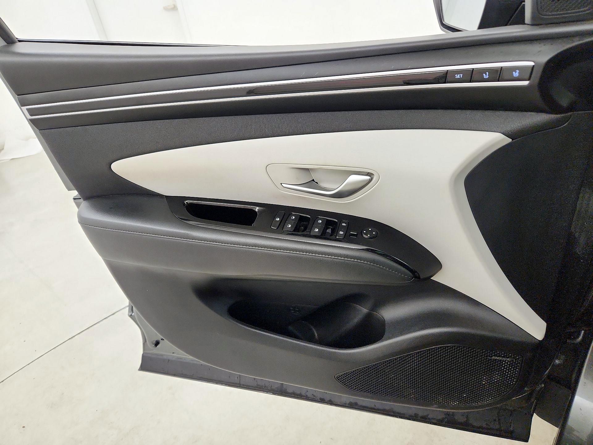 Thumbnail: 2023 Hyundai Tucson - 12